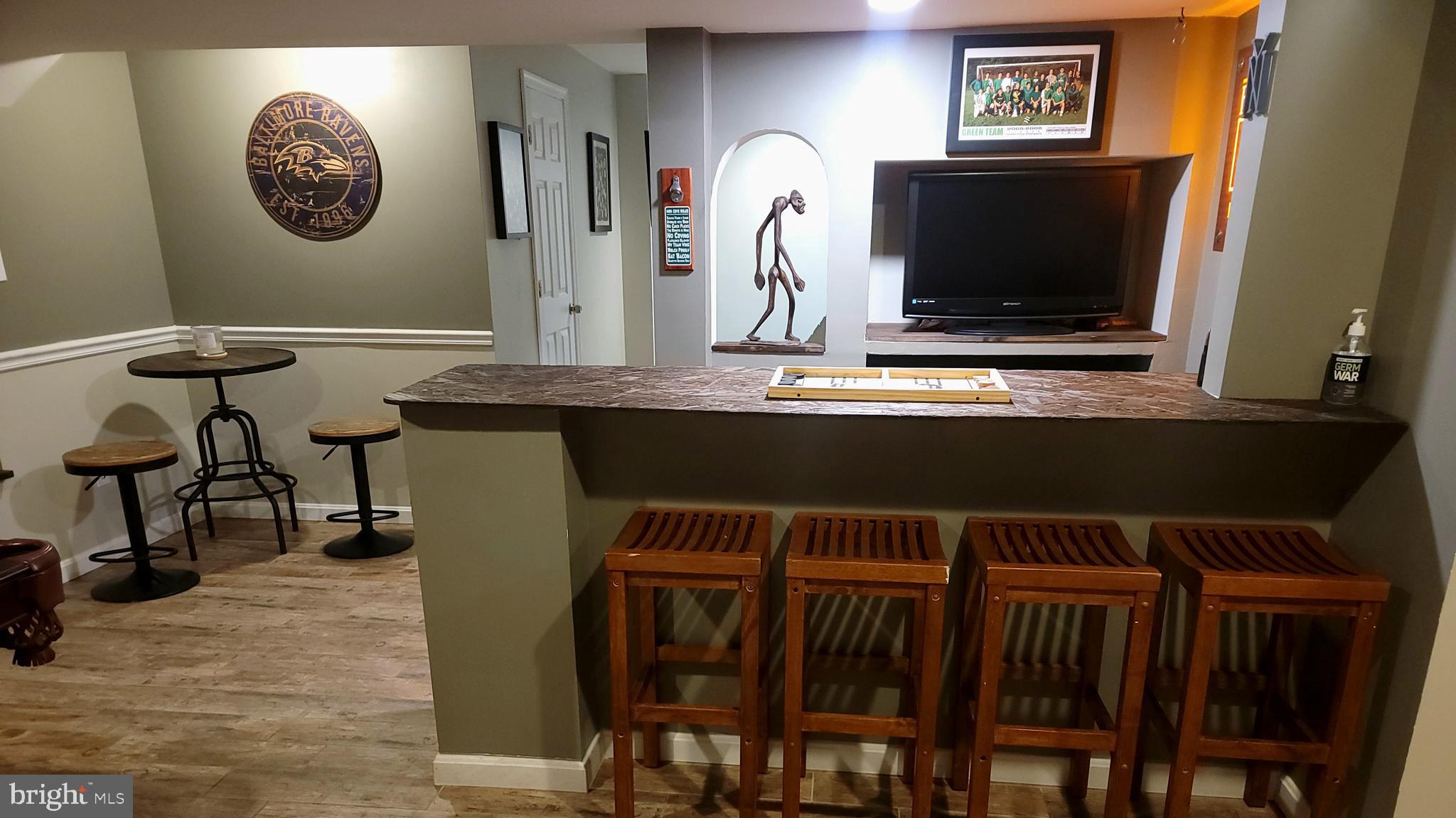 EAST GATE - Residential