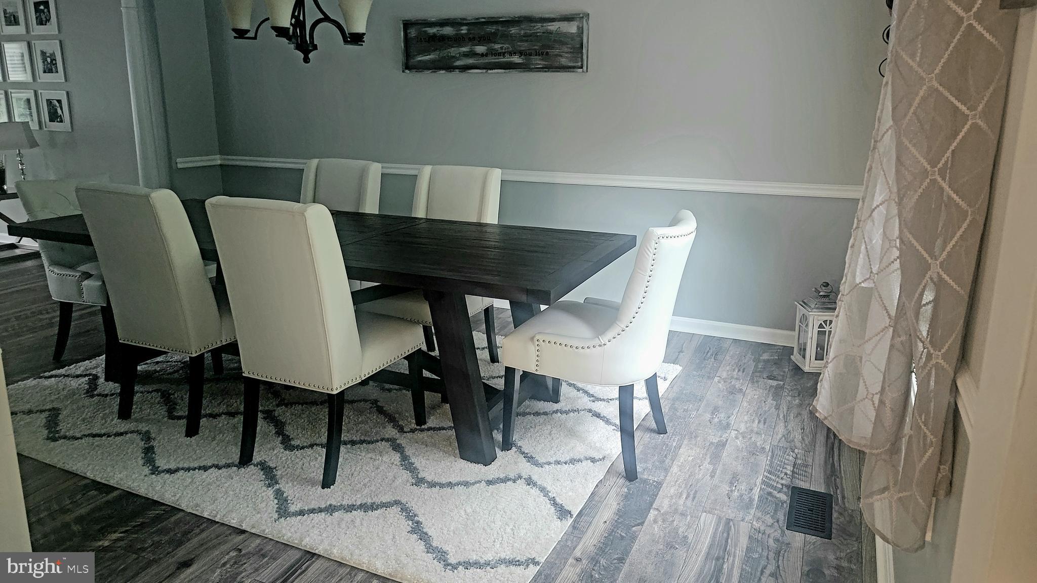 EAST GATE - Residential