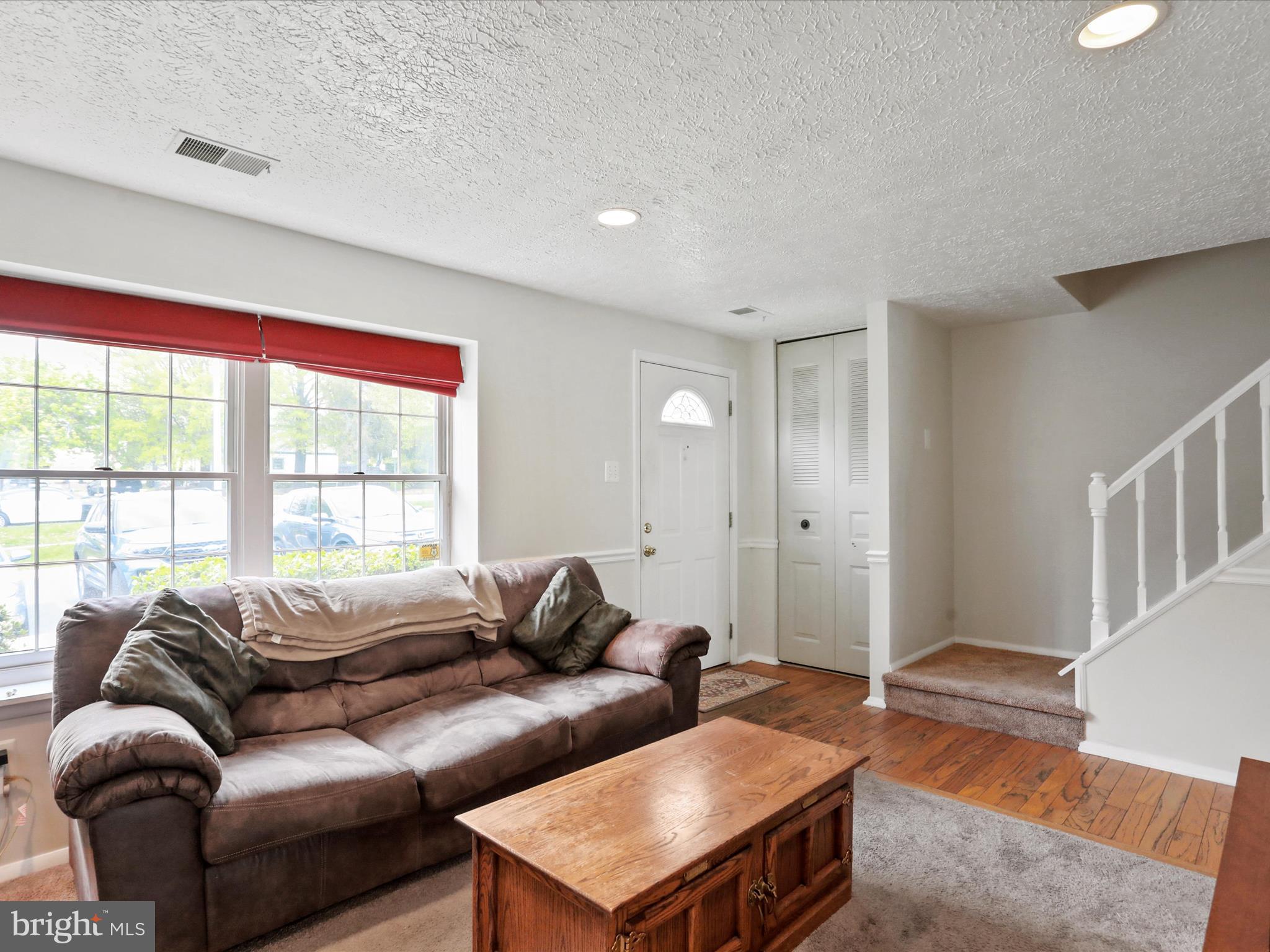 6 VALLEY PARK COURT