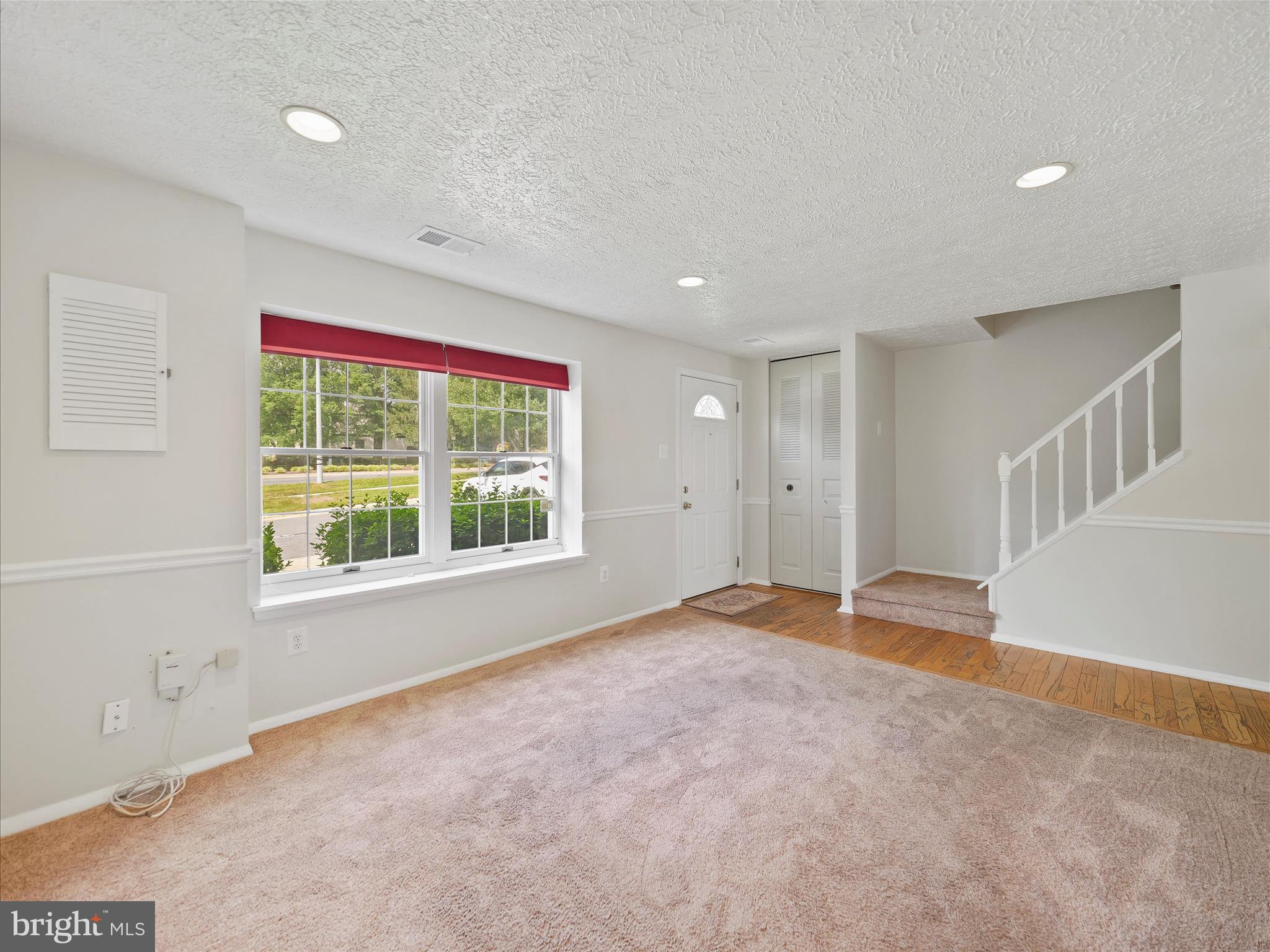6 VALLEY PARK COURT