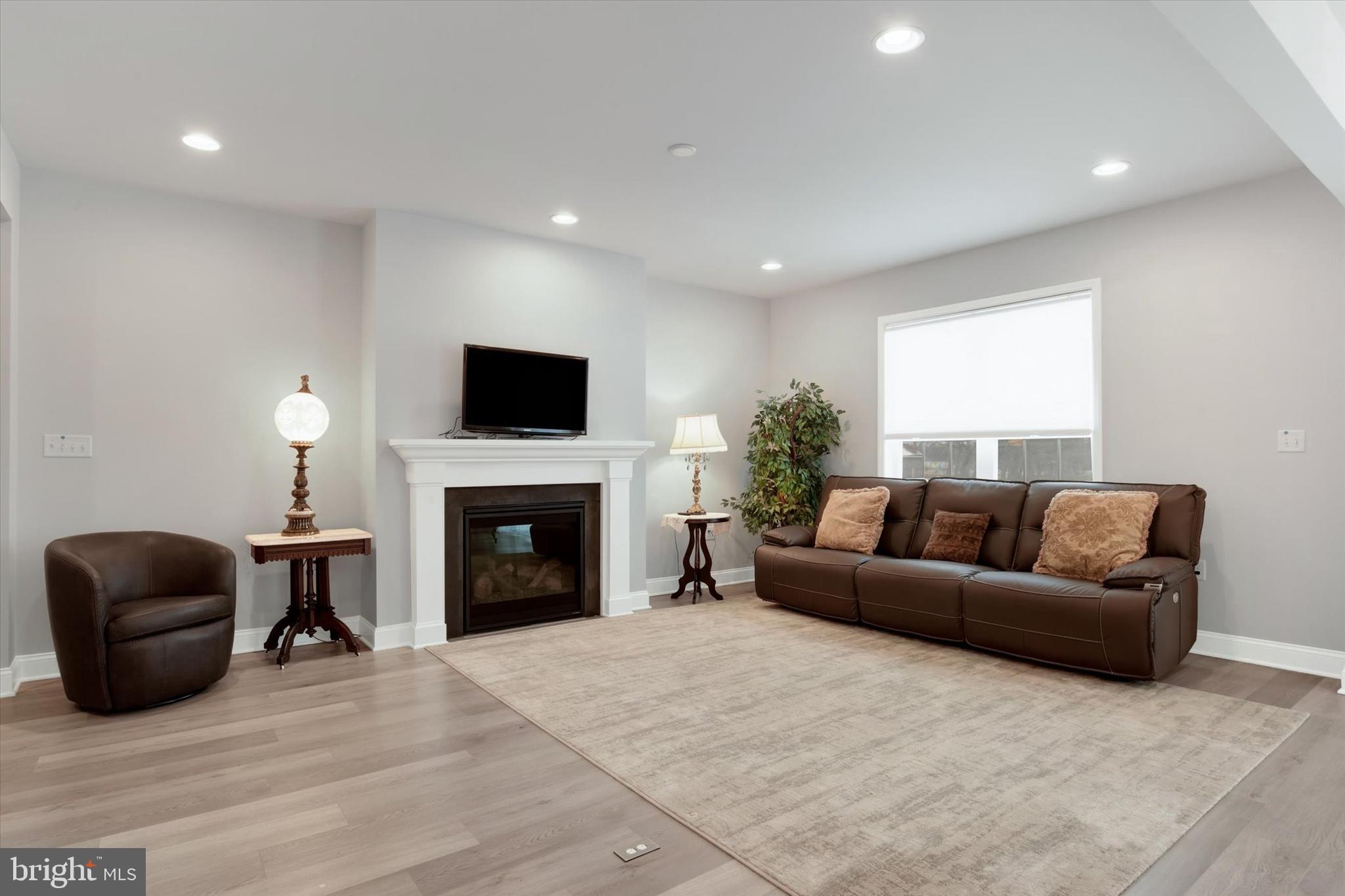 TATTERSALL - Residential