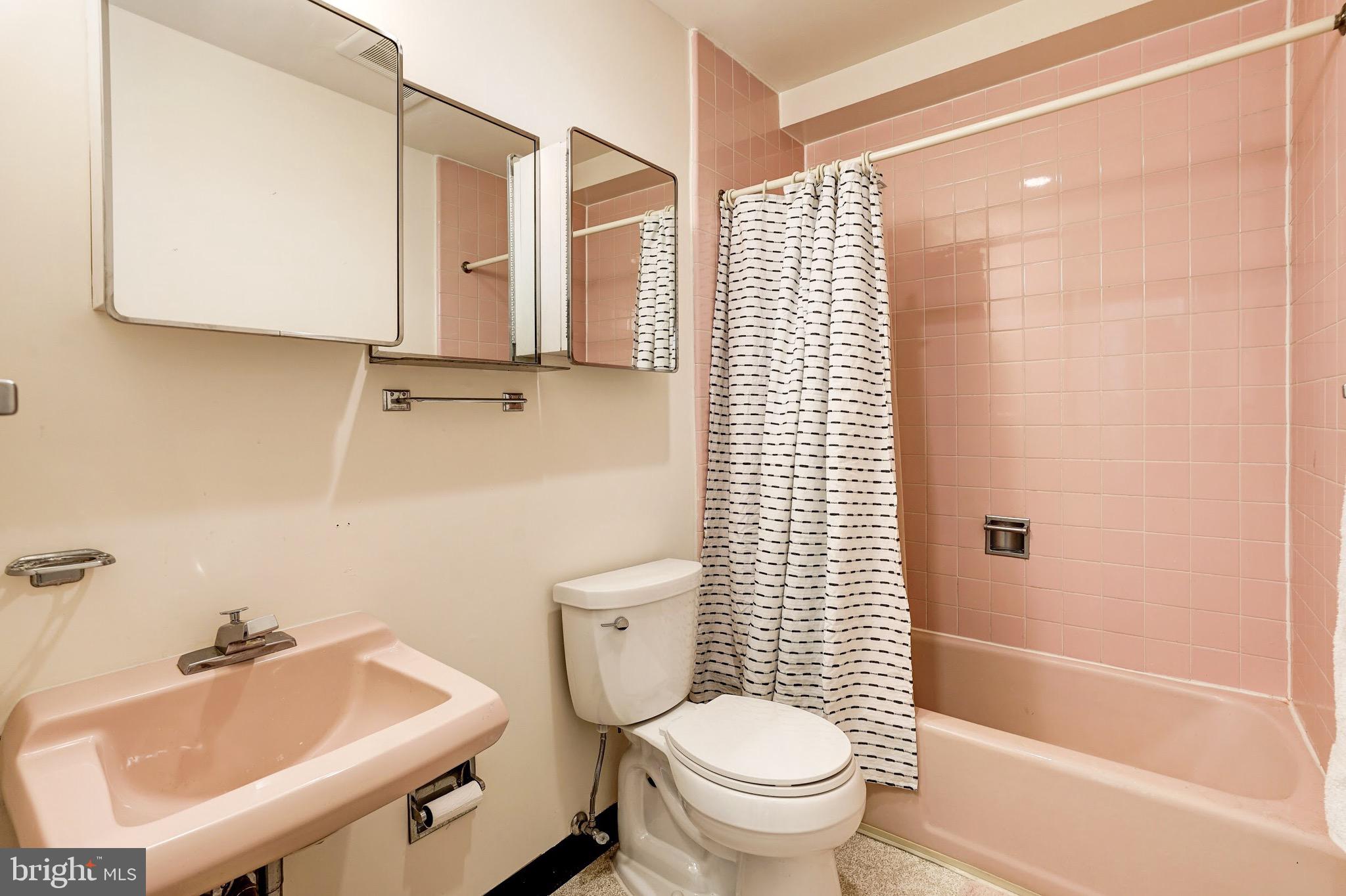 HICKORY CLUSTER - Residential