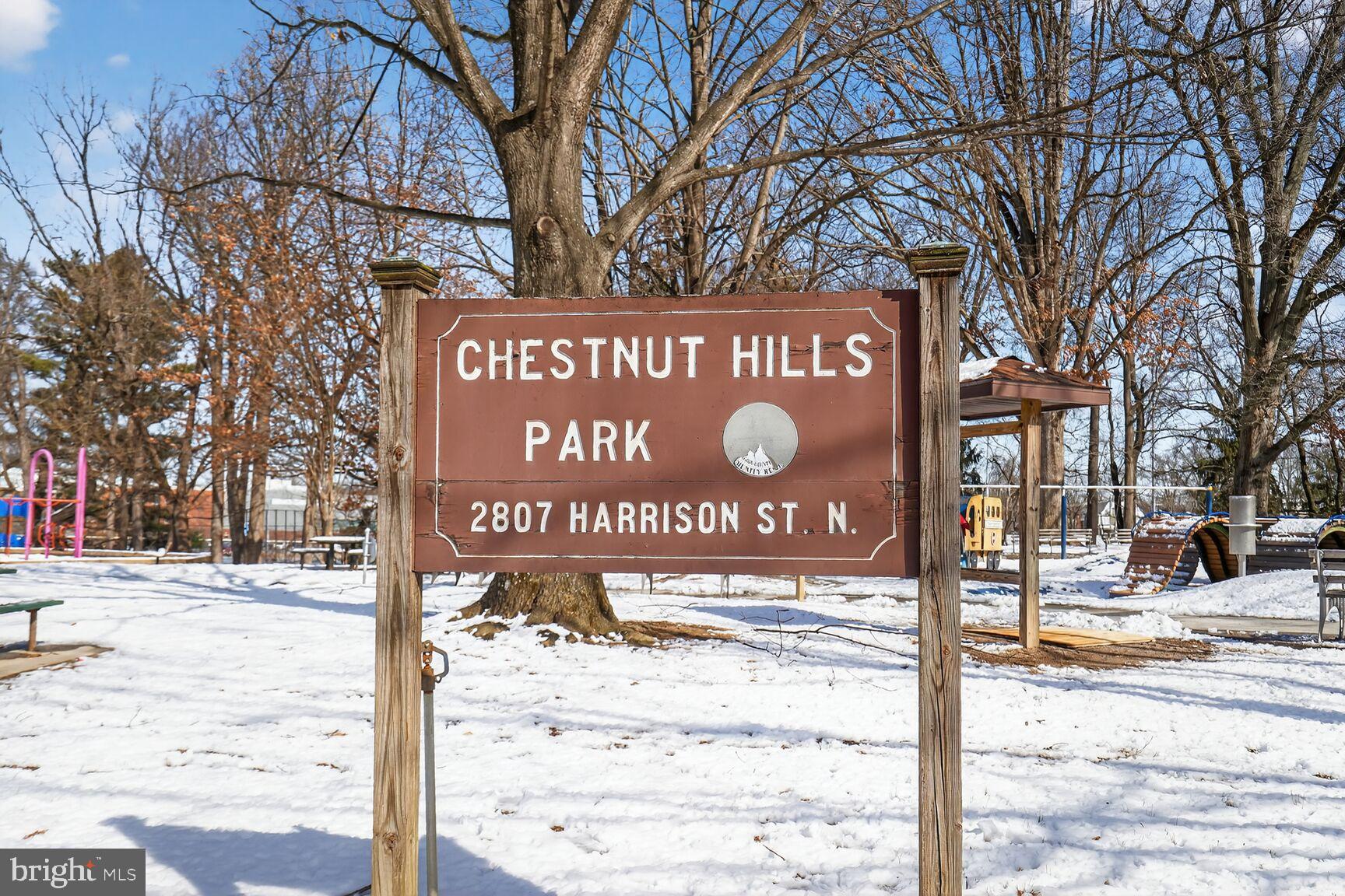 THE WILLIAMSBURG - Residential