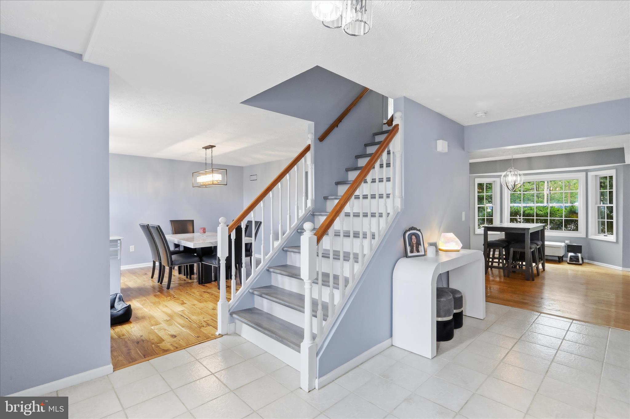 325 FRANCIS COURT