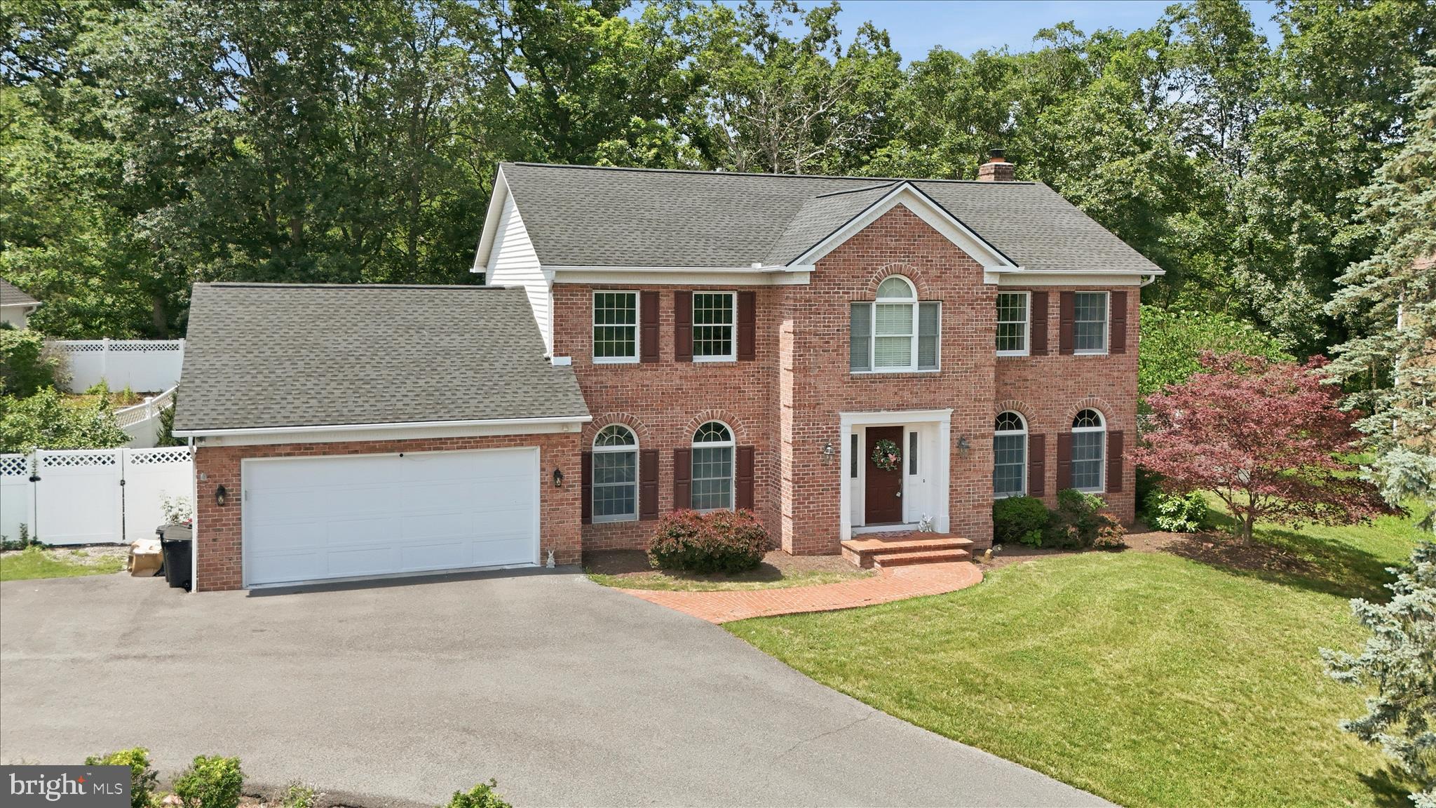 325 FRANCIS COURT