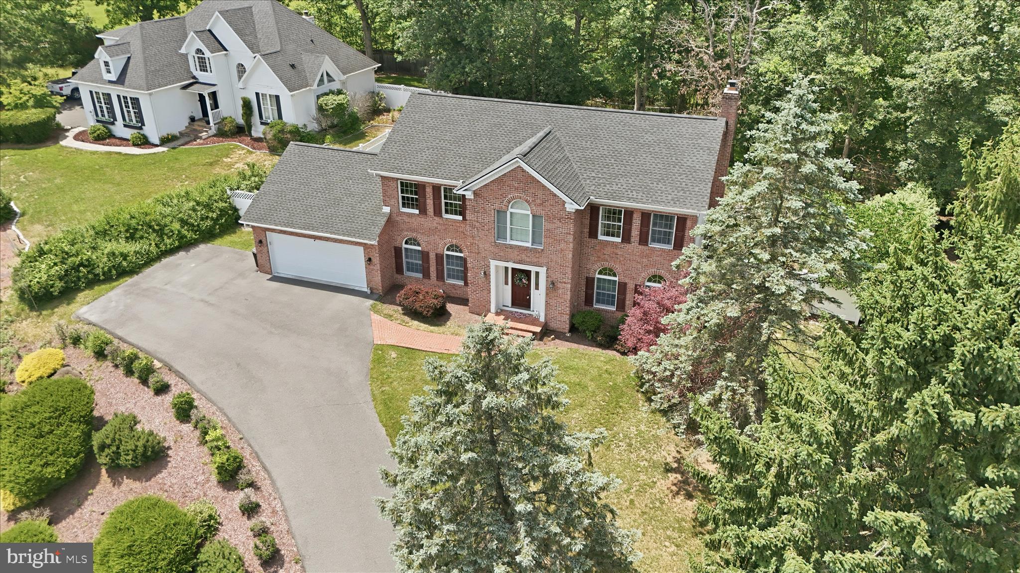 325 FRANCIS COURT