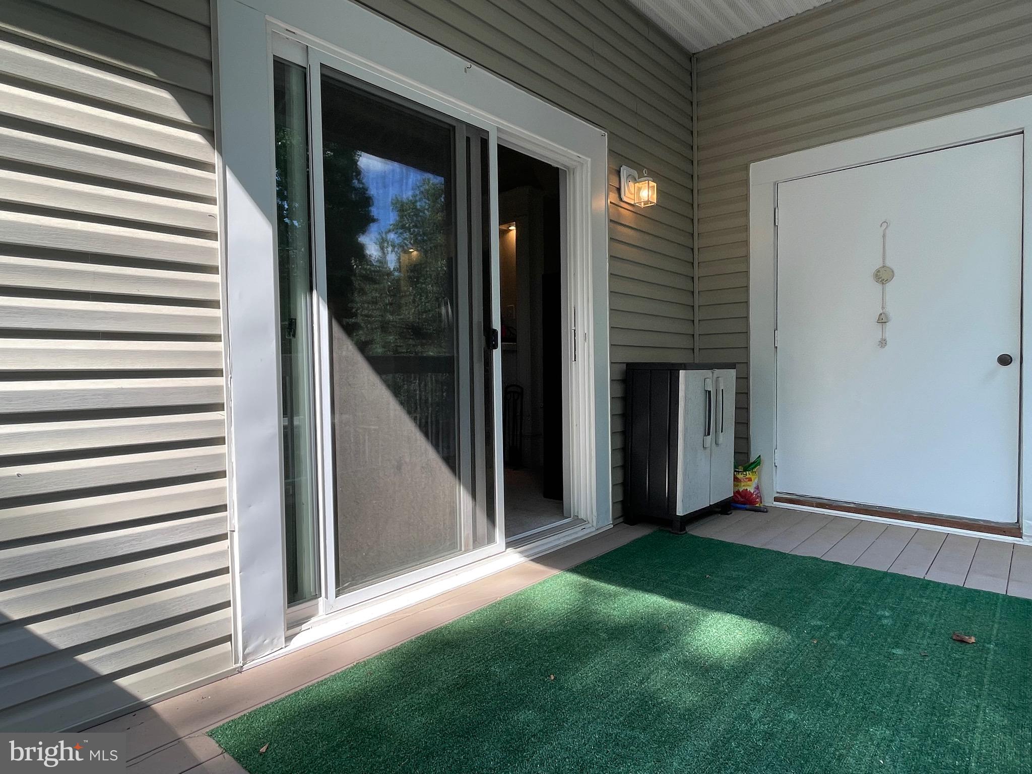 VININGS CONDO - Residential Lease