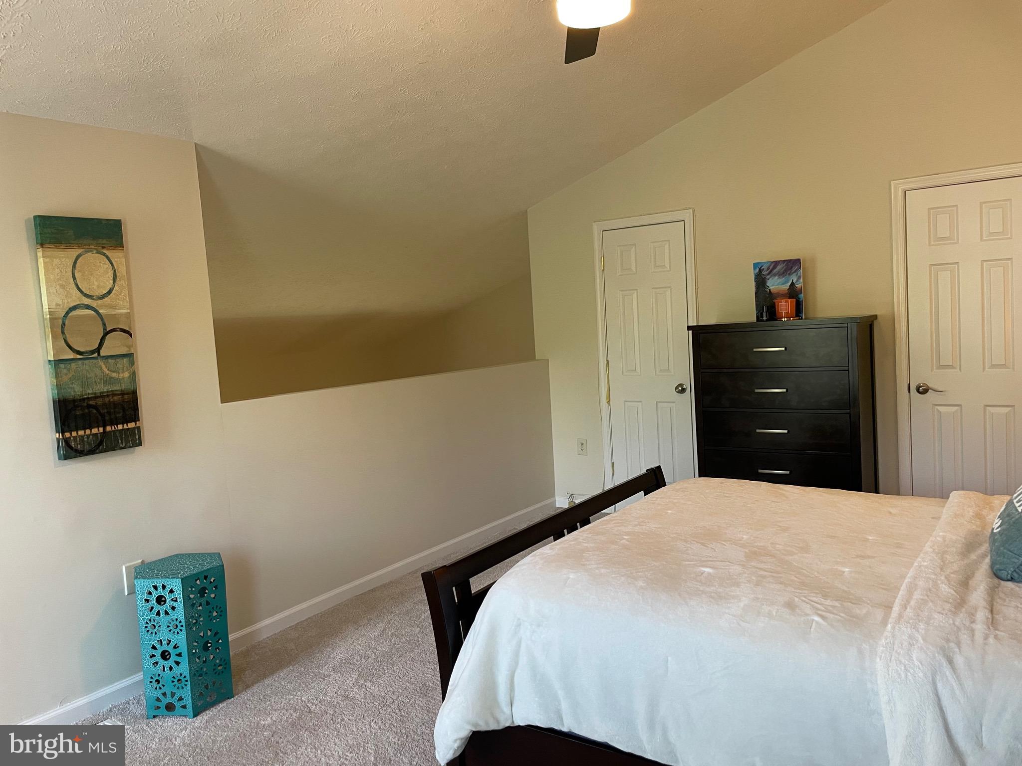 VININGS CONDO - Residential Lease