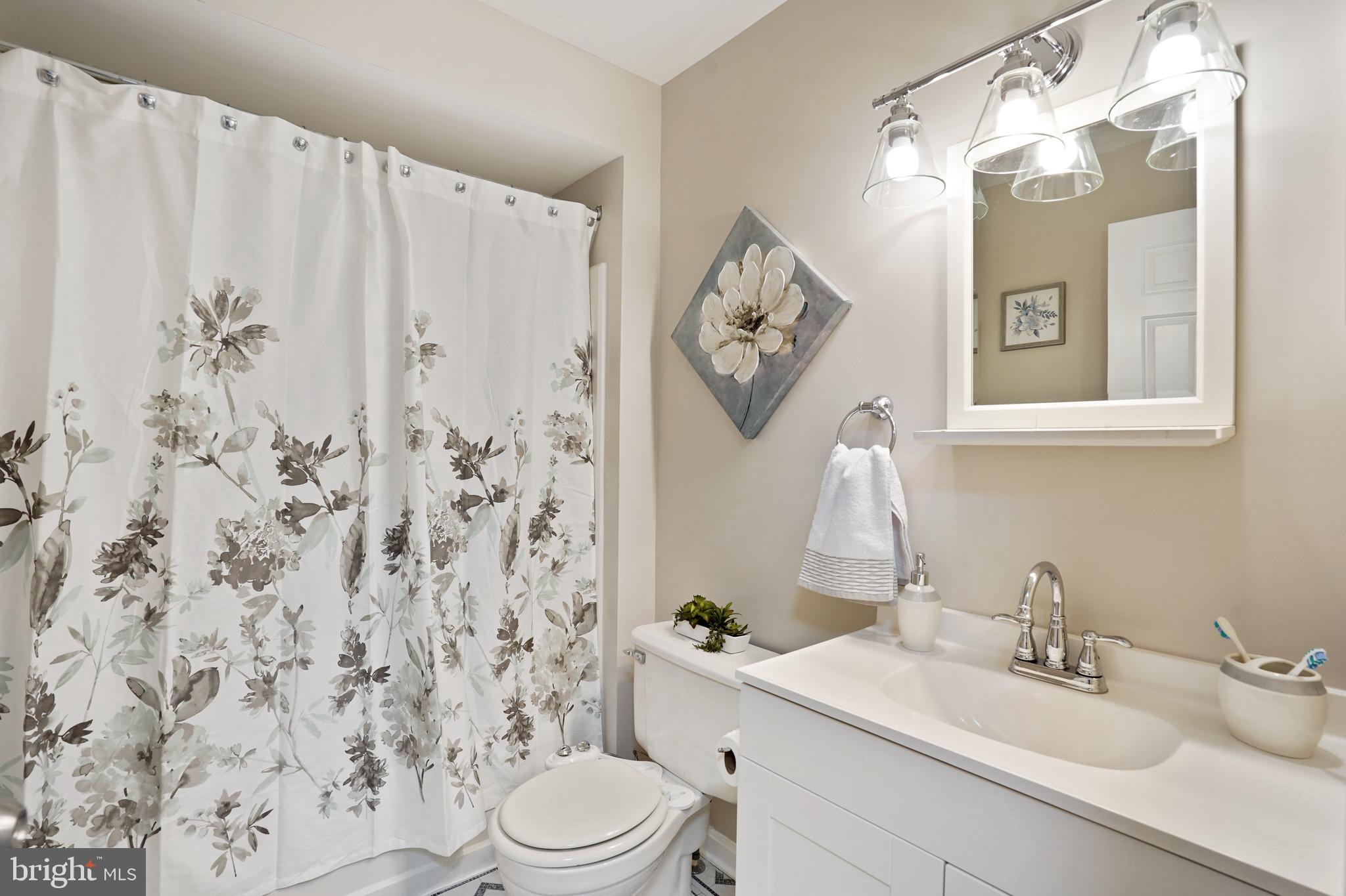 OLDE MILL - Residential