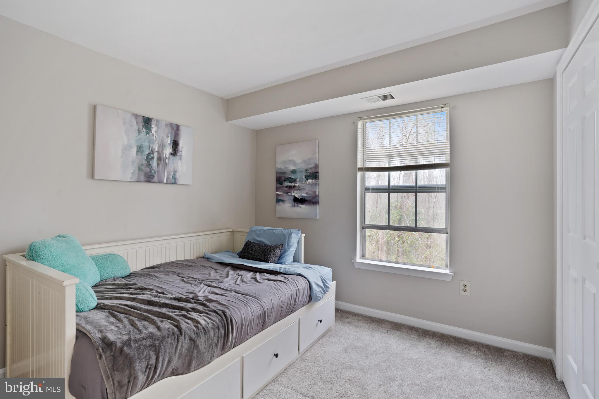 OLDE MILL - Residential