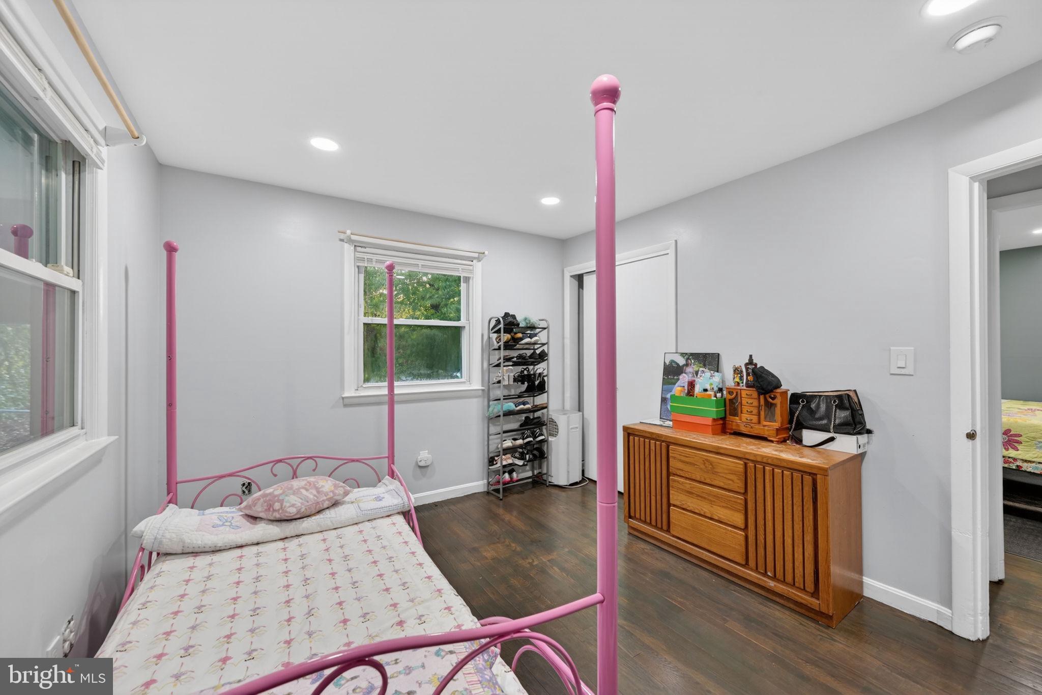 BROOKLYN PARK - Residential