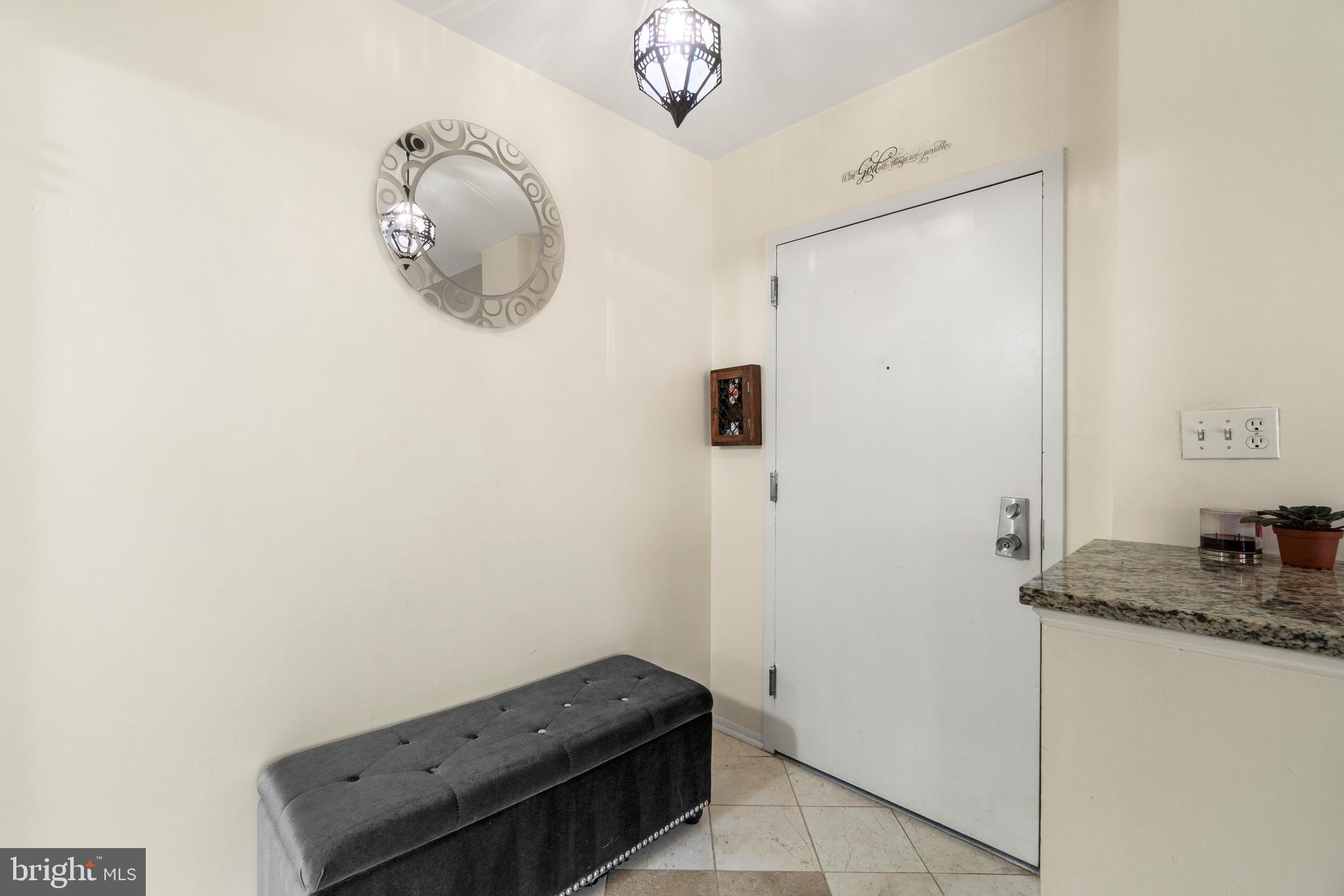 SOUTHGATE - Residential