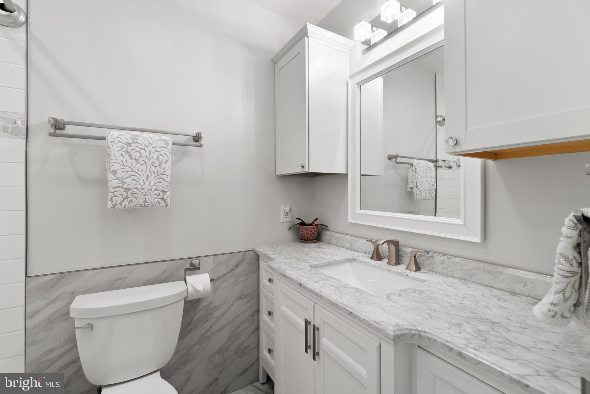 SOUTHGATE - Residential