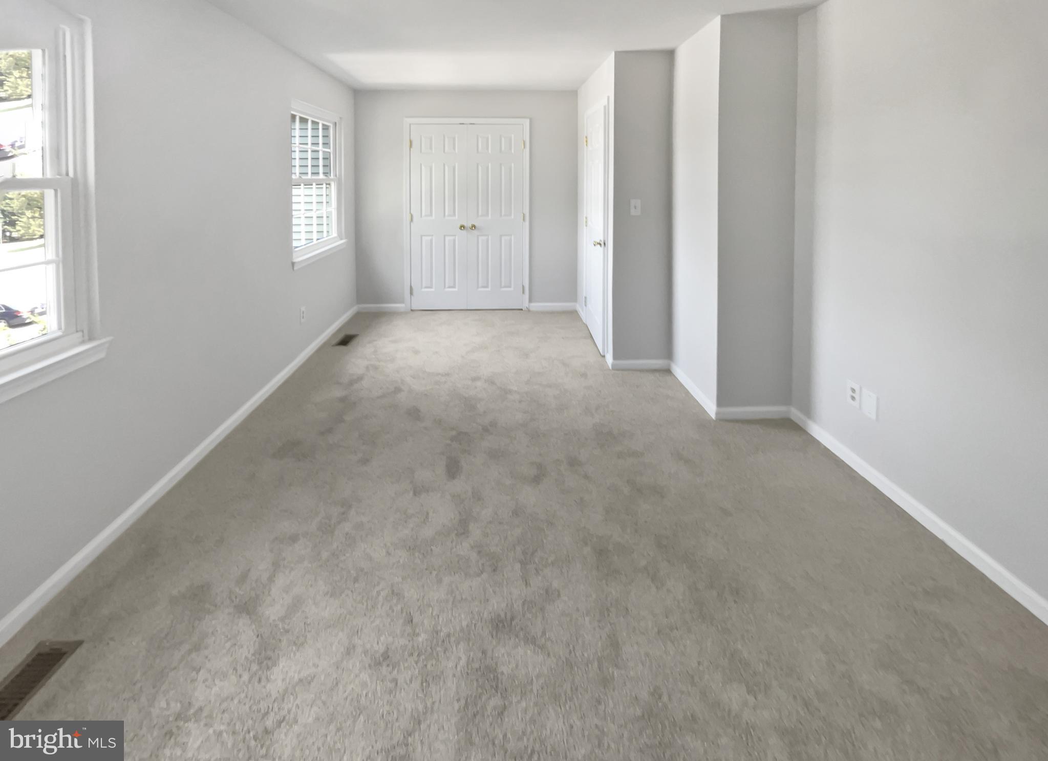 STOCKBRIDGE - Residential