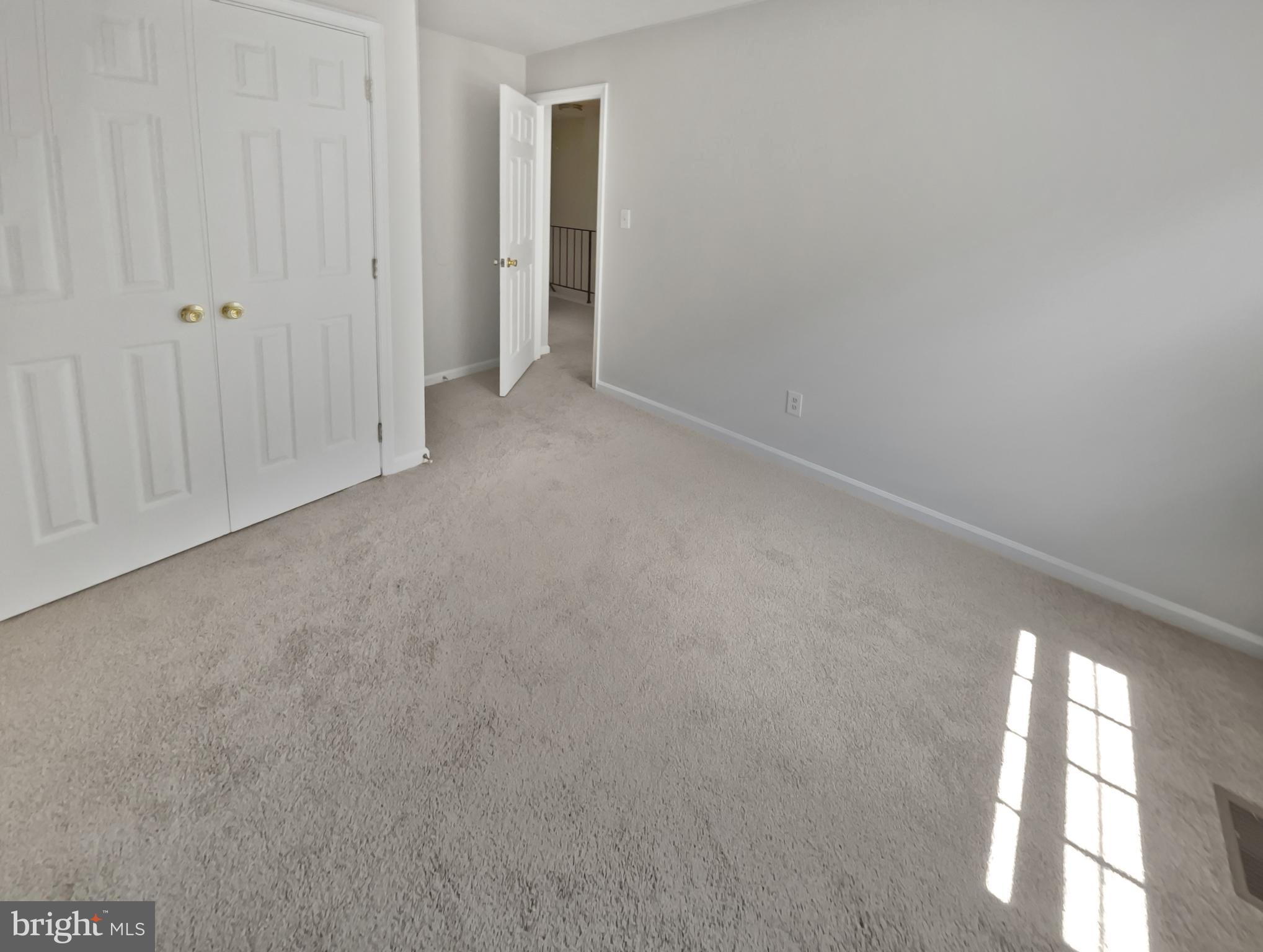 STOCKBRIDGE - Residential