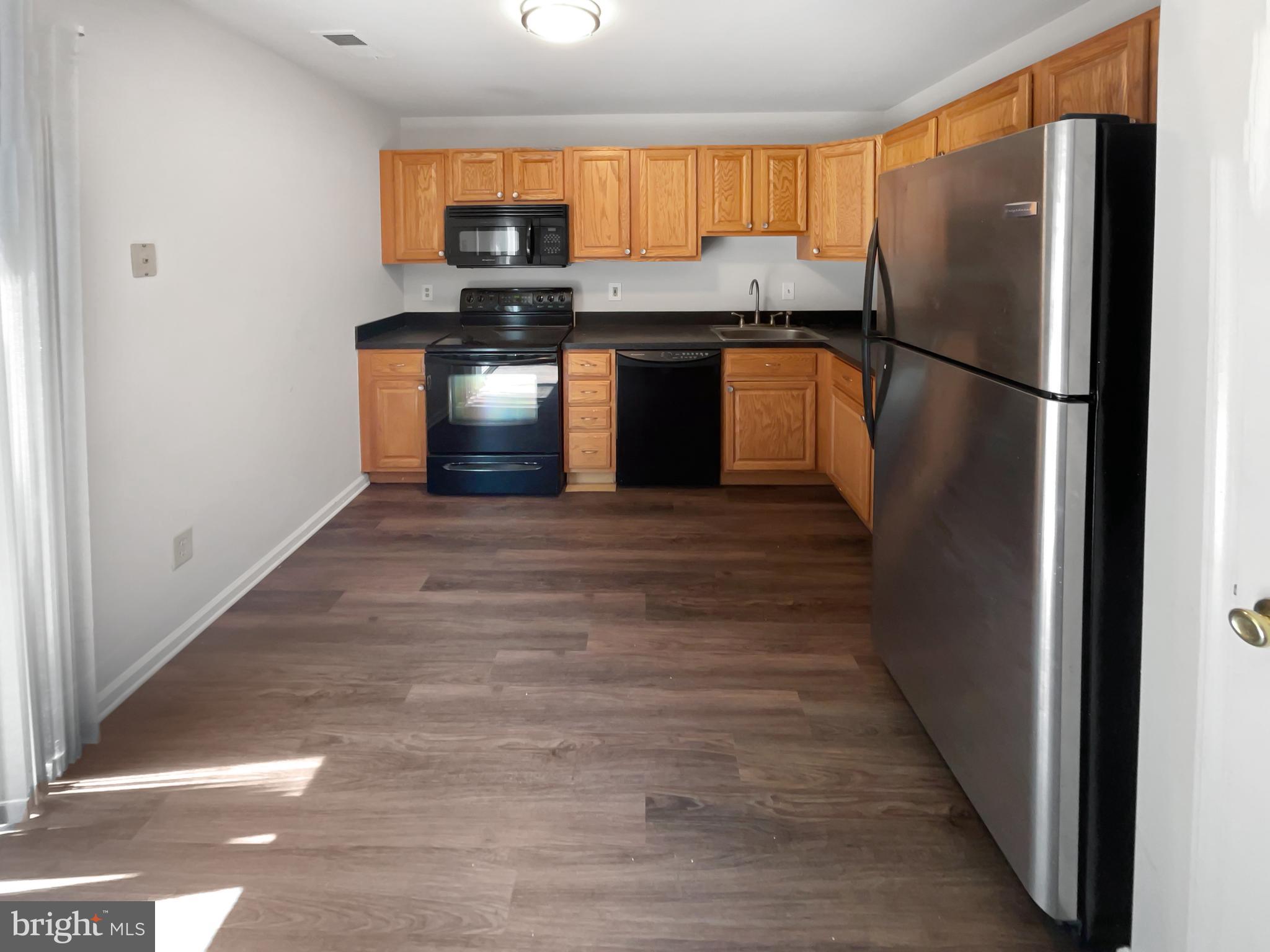 STOCKBRIDGE - Residential