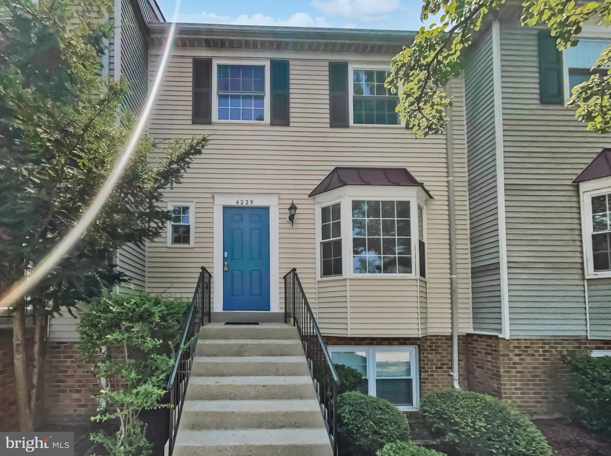 STOCKBRIDGE - Residential