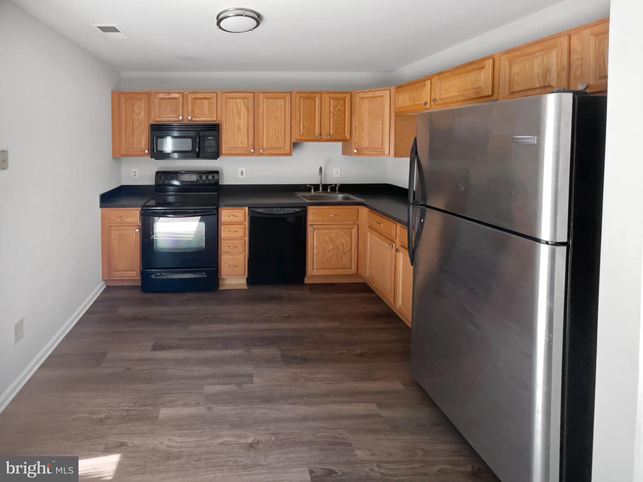 STOCKBRIDGE - Residential