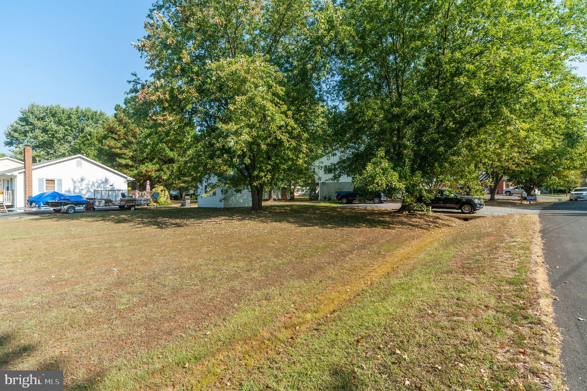 CLOVERFIELDS - Residential