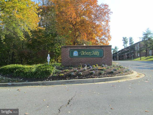 DEVON HILLS - Residential