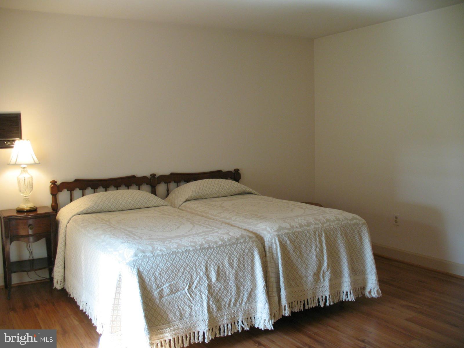 NARROW PASSAGE FARMS - Residential