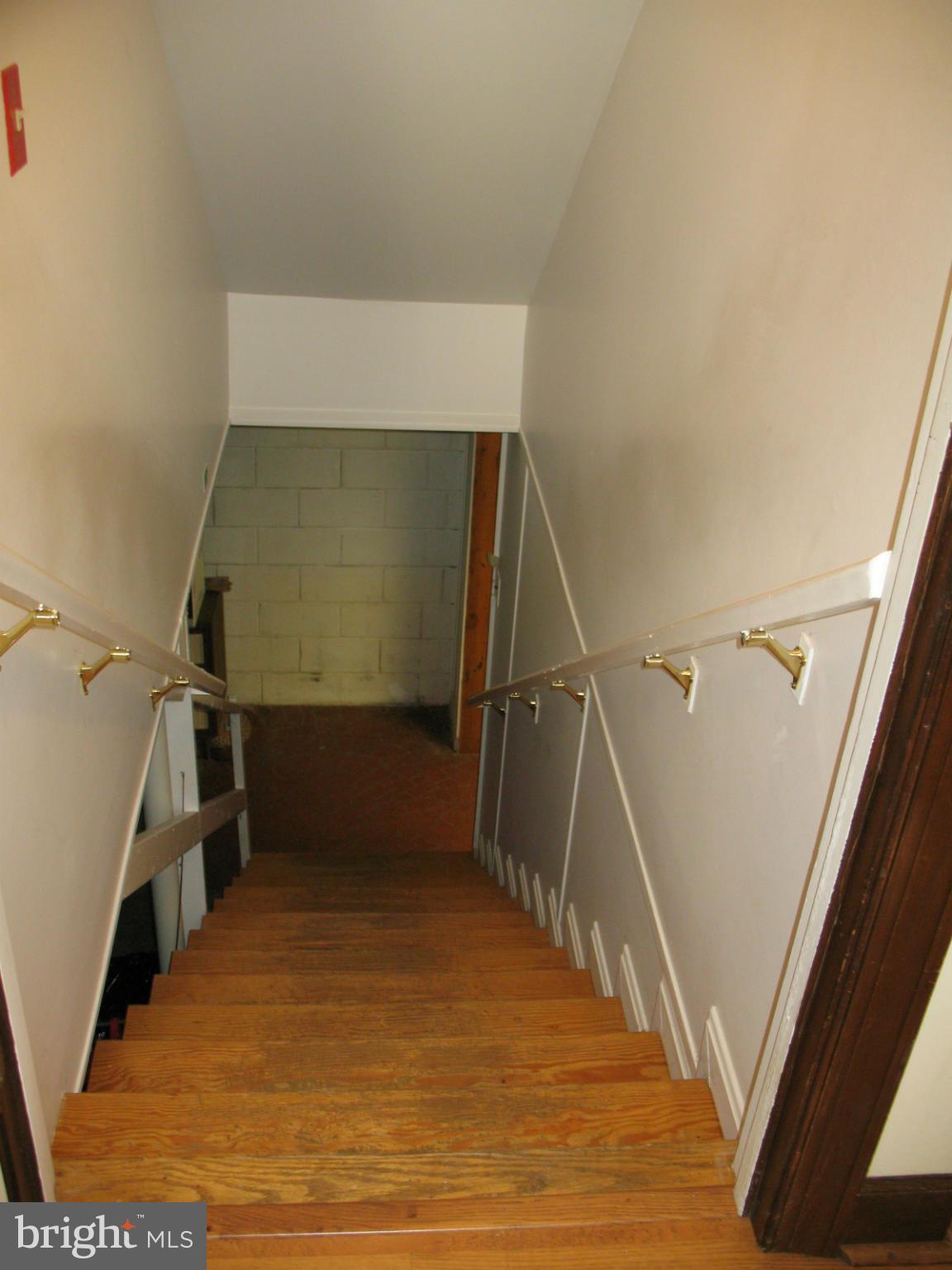 NARROW PASSAGE FARMS - Residential