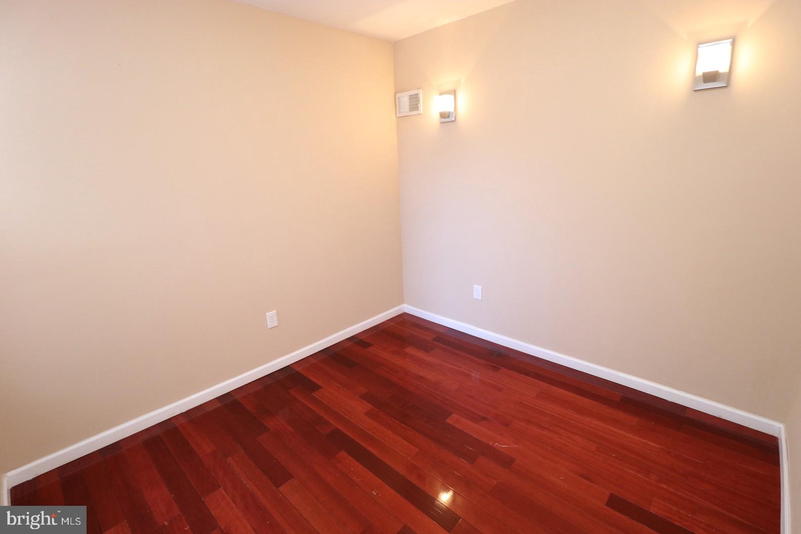 WEST PASSYUNK - Residential Lease