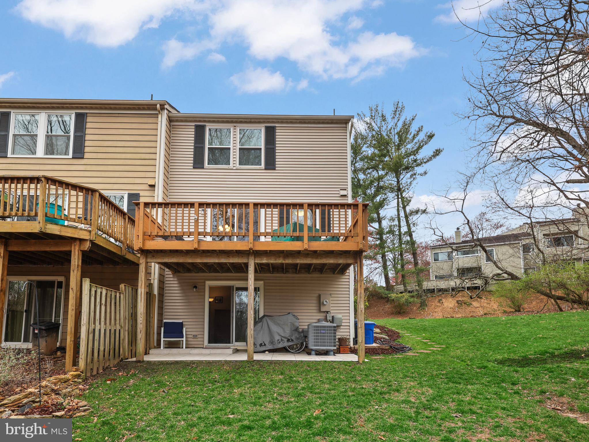 RESTON - Residential