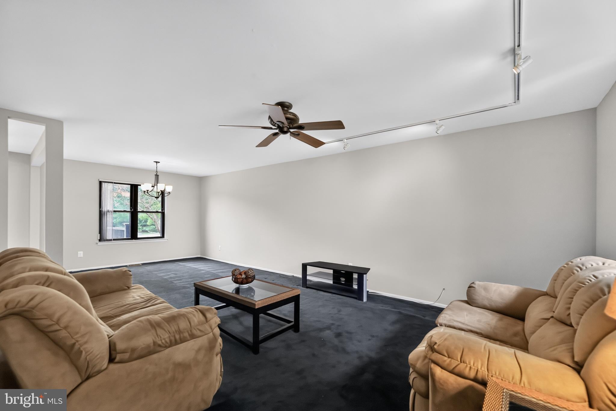 218 DEERPARK COURT