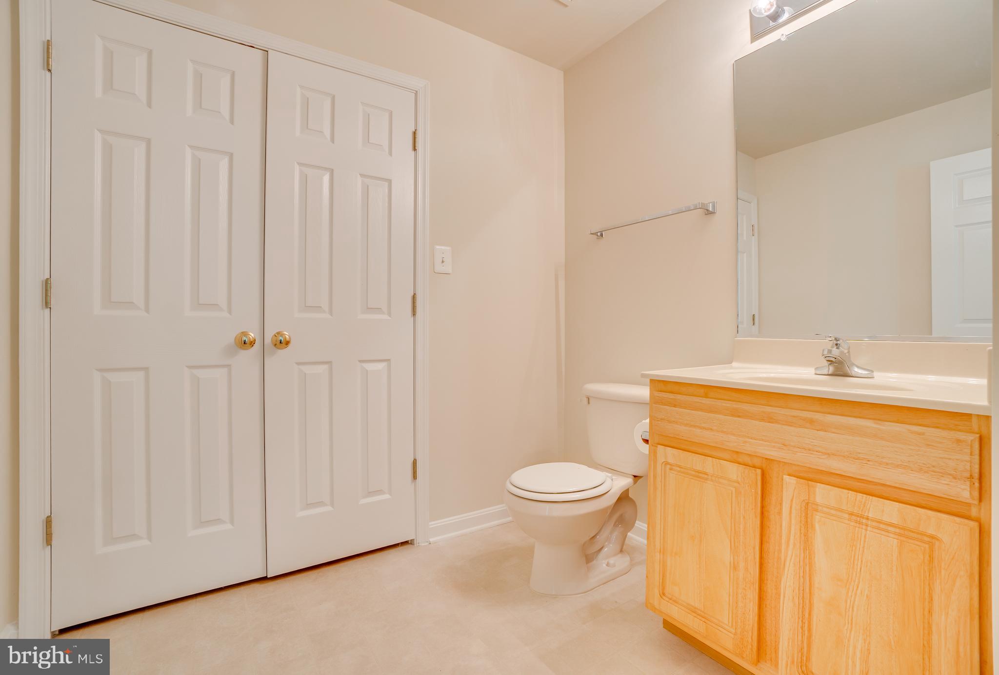 HIDDEN LAKE - Residential