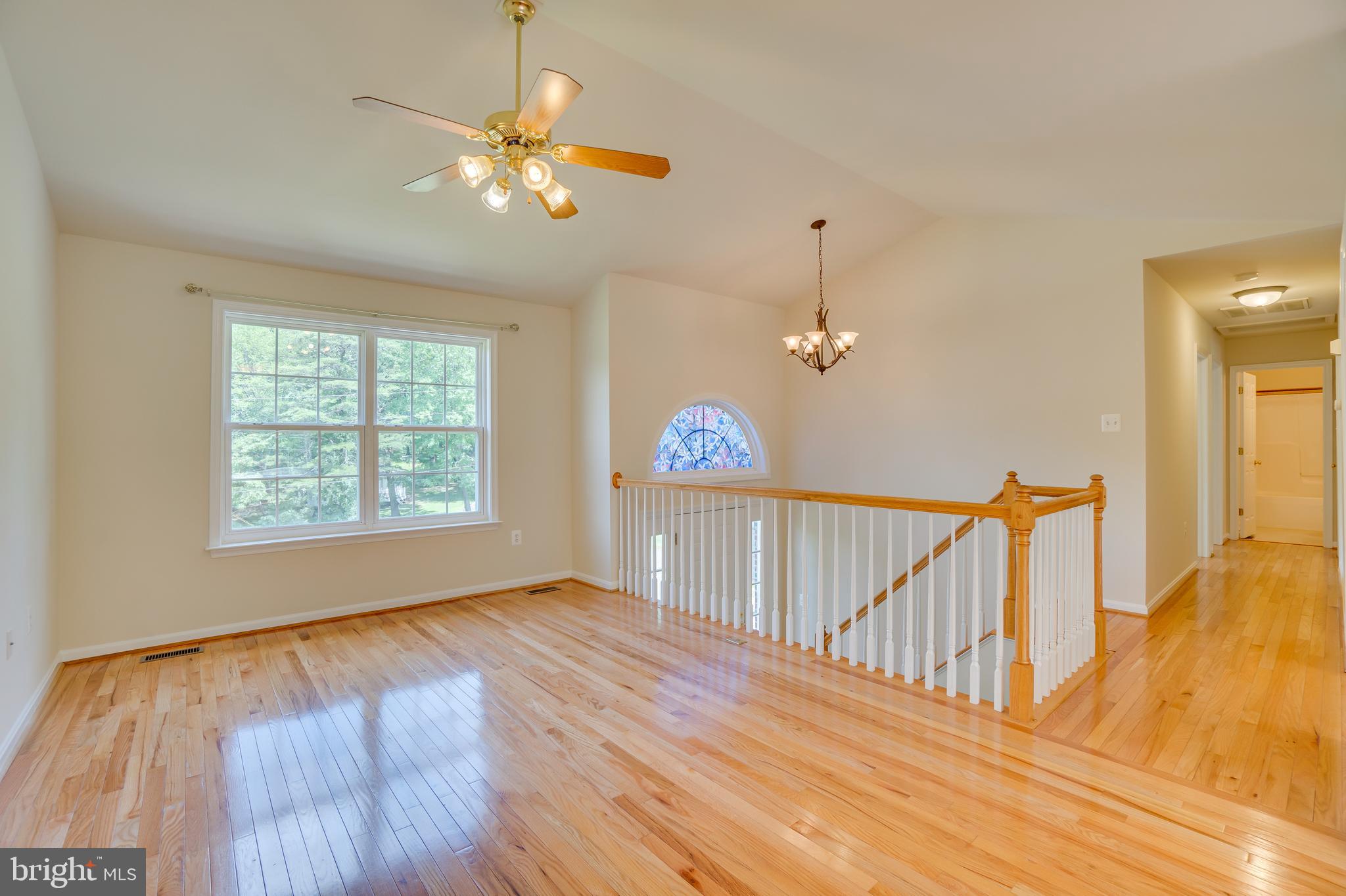 HIDDEN LAKE - Residential