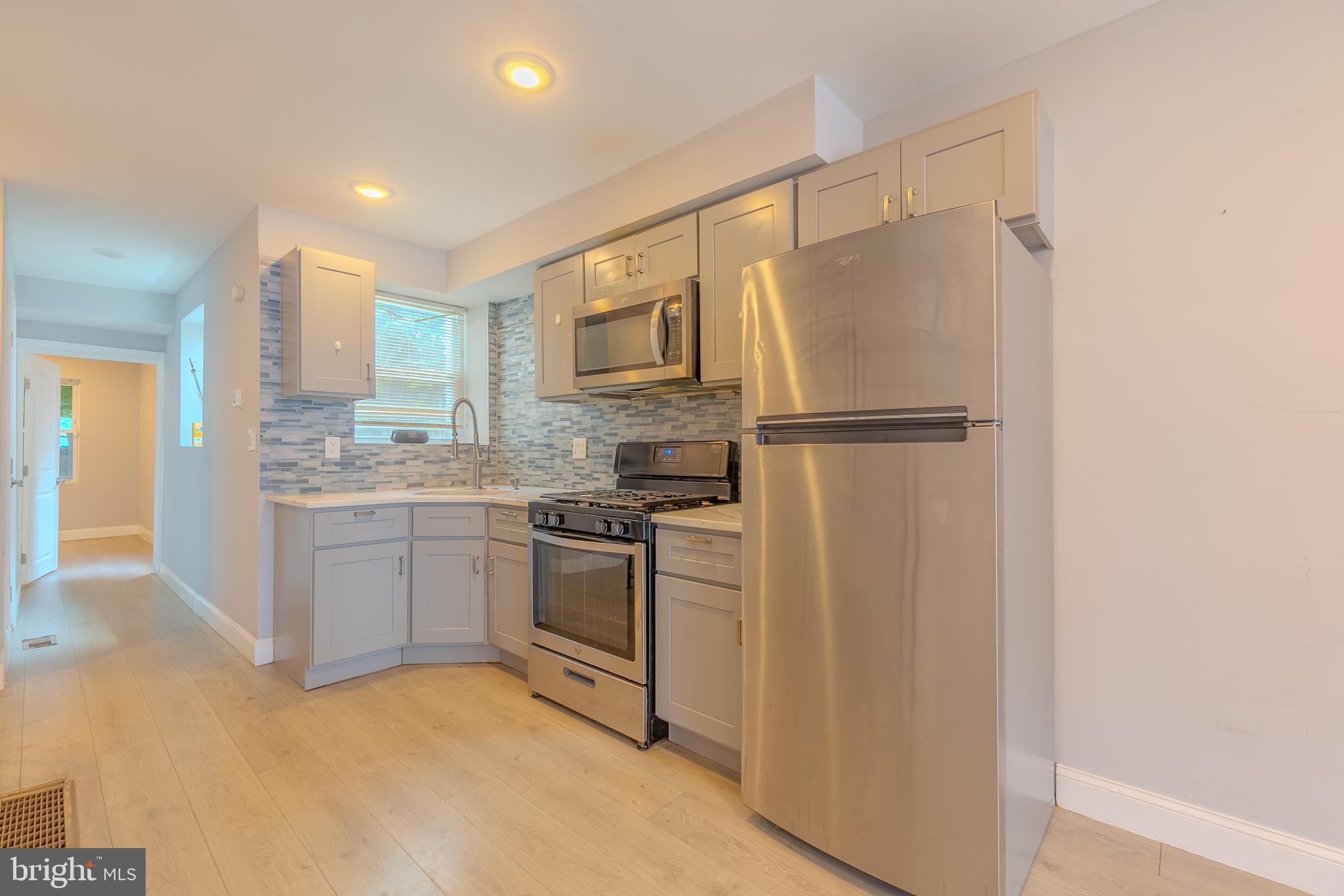 WEST KENSINGTON - Residential