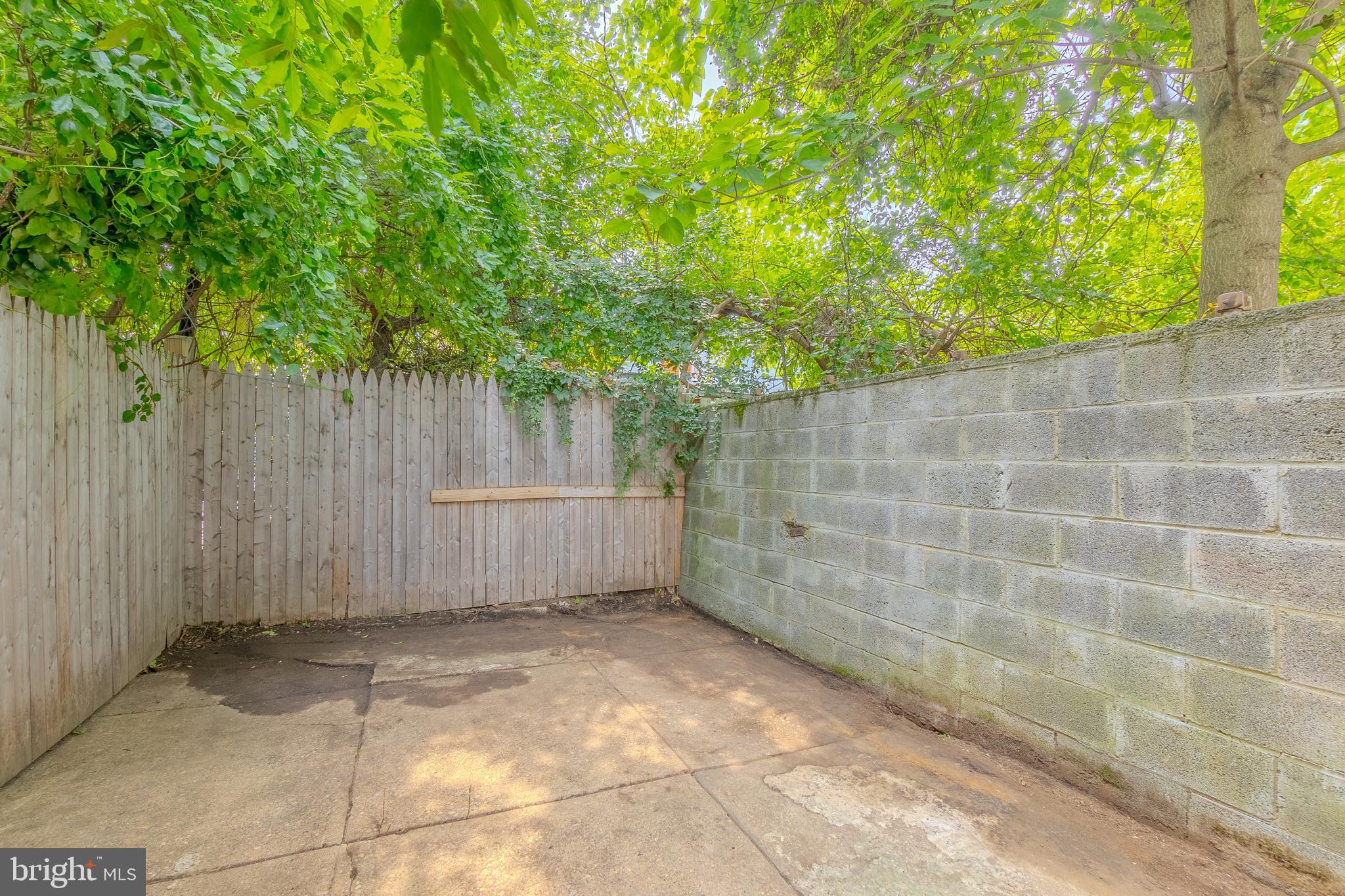 WEST KENSINGTON - Residential