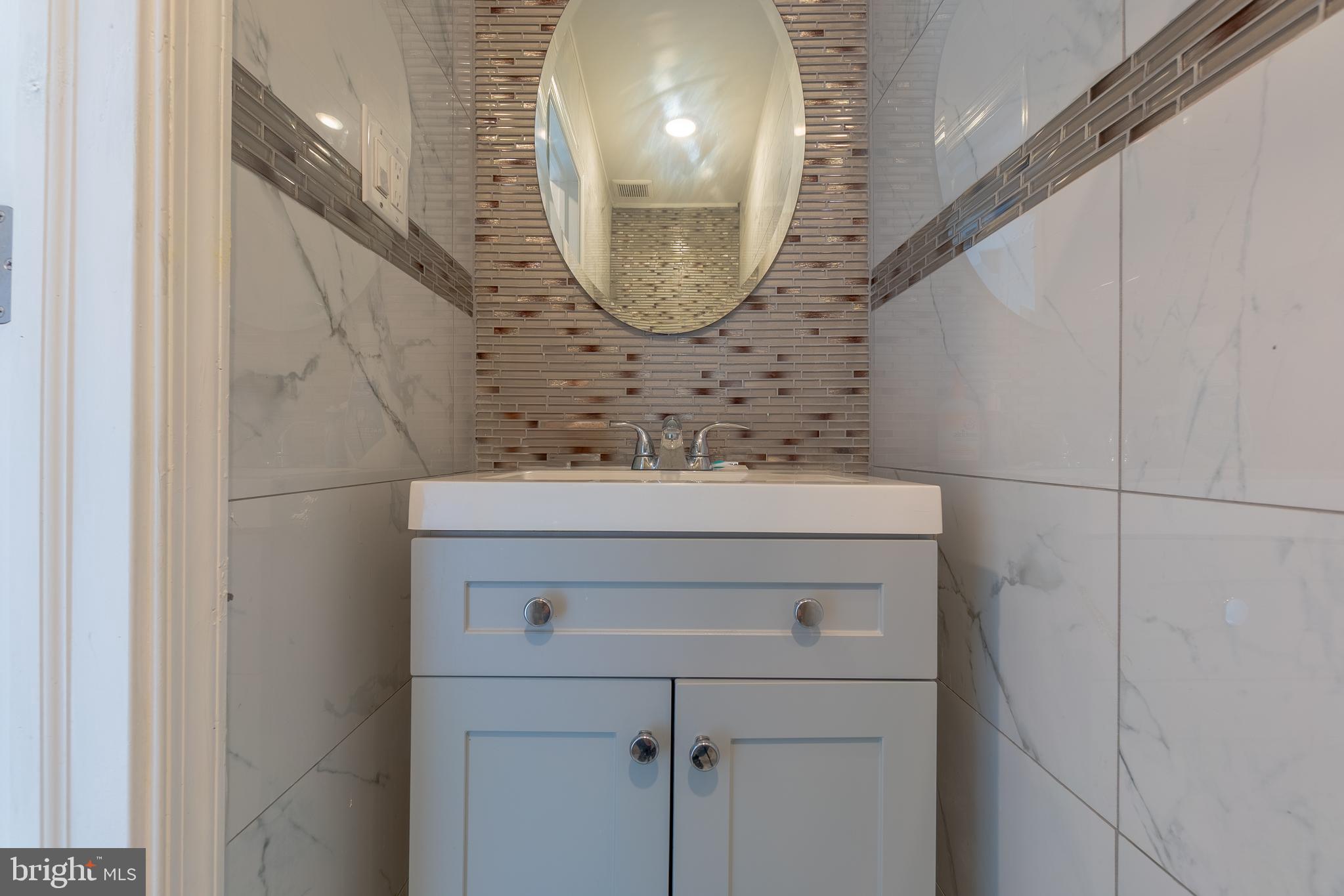 WEST KENSINGTON - Residential