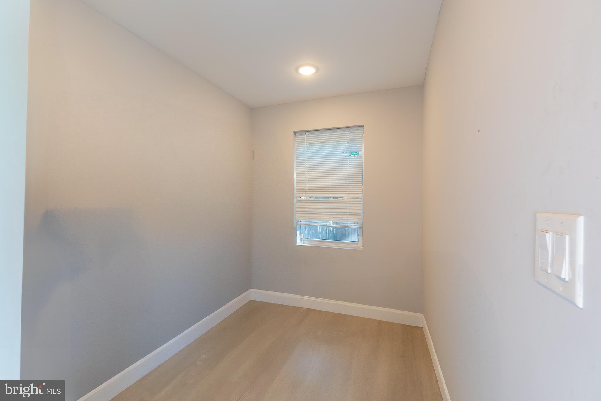 WEST KENSINGTON - Residential