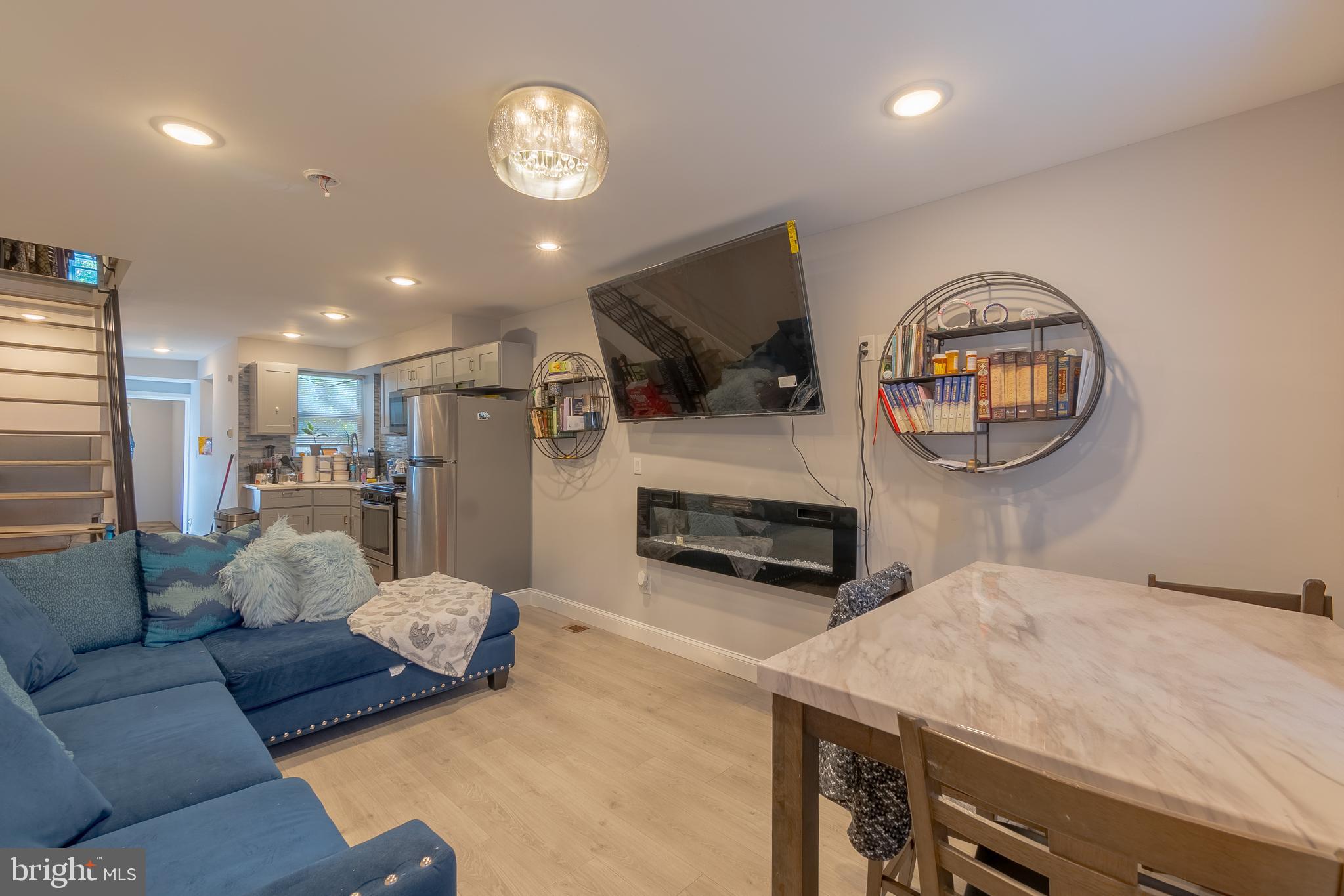 WEST KENSINGTON - Residential