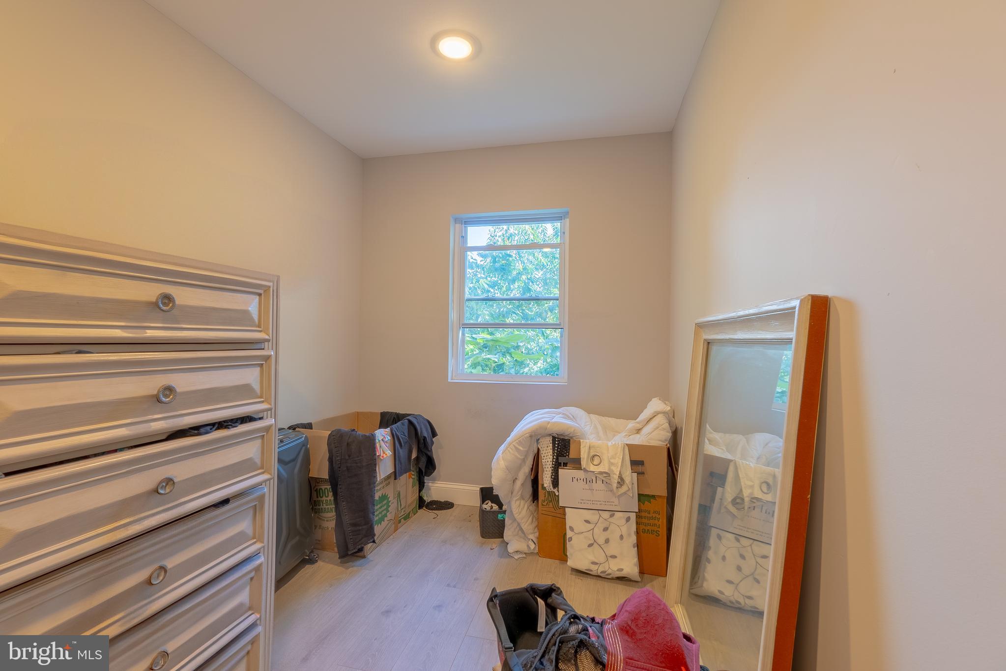 WEST KENSINGTON - Residential
