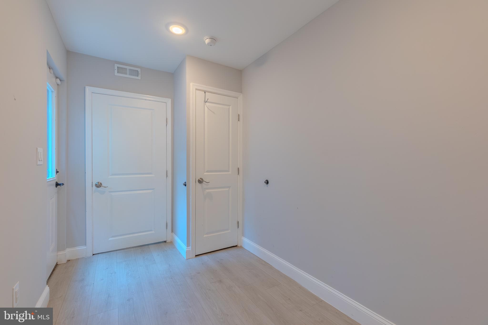 WEST KENSINGTON - Residential