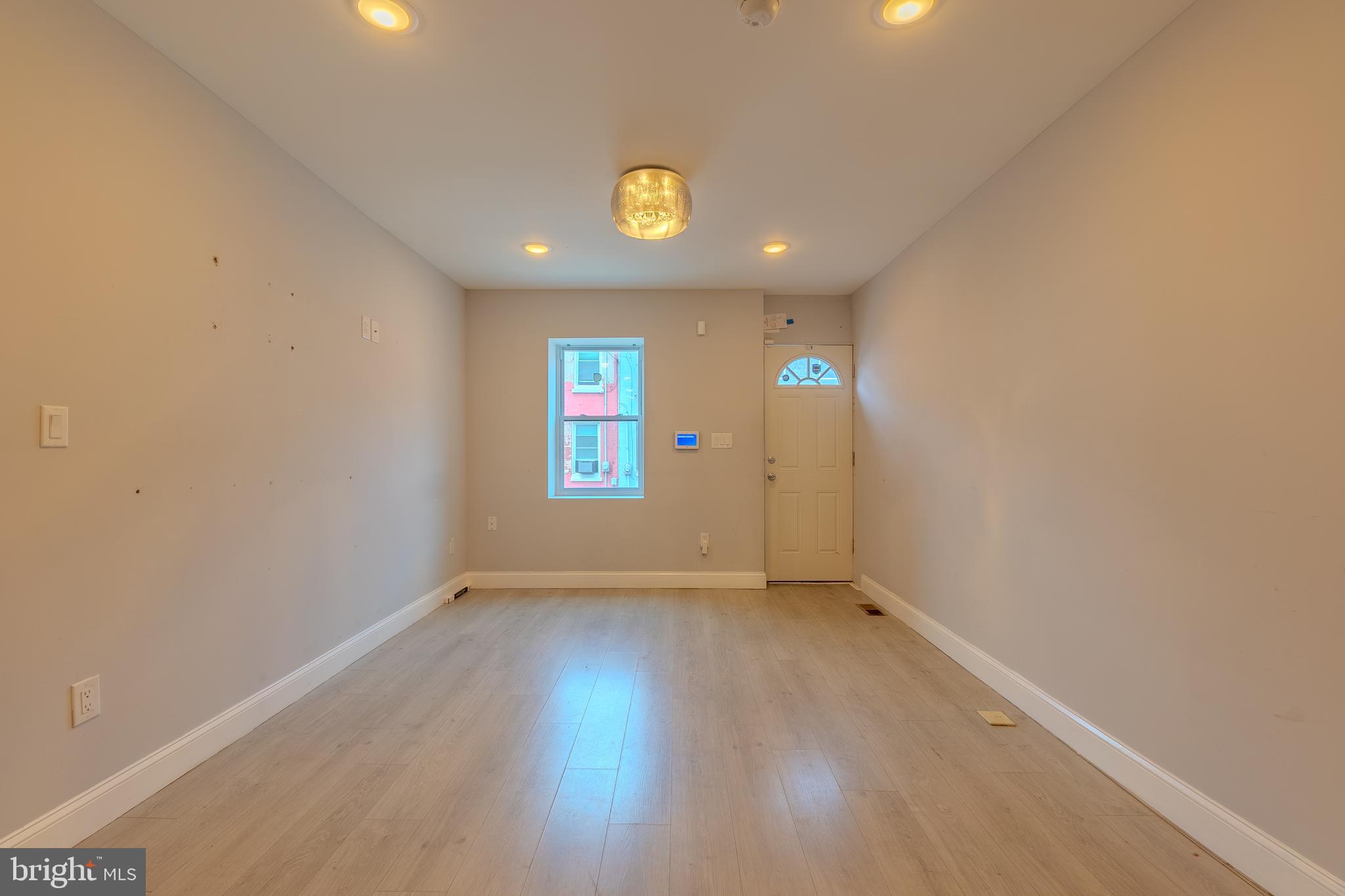 WEST KENSINGTON - Residential