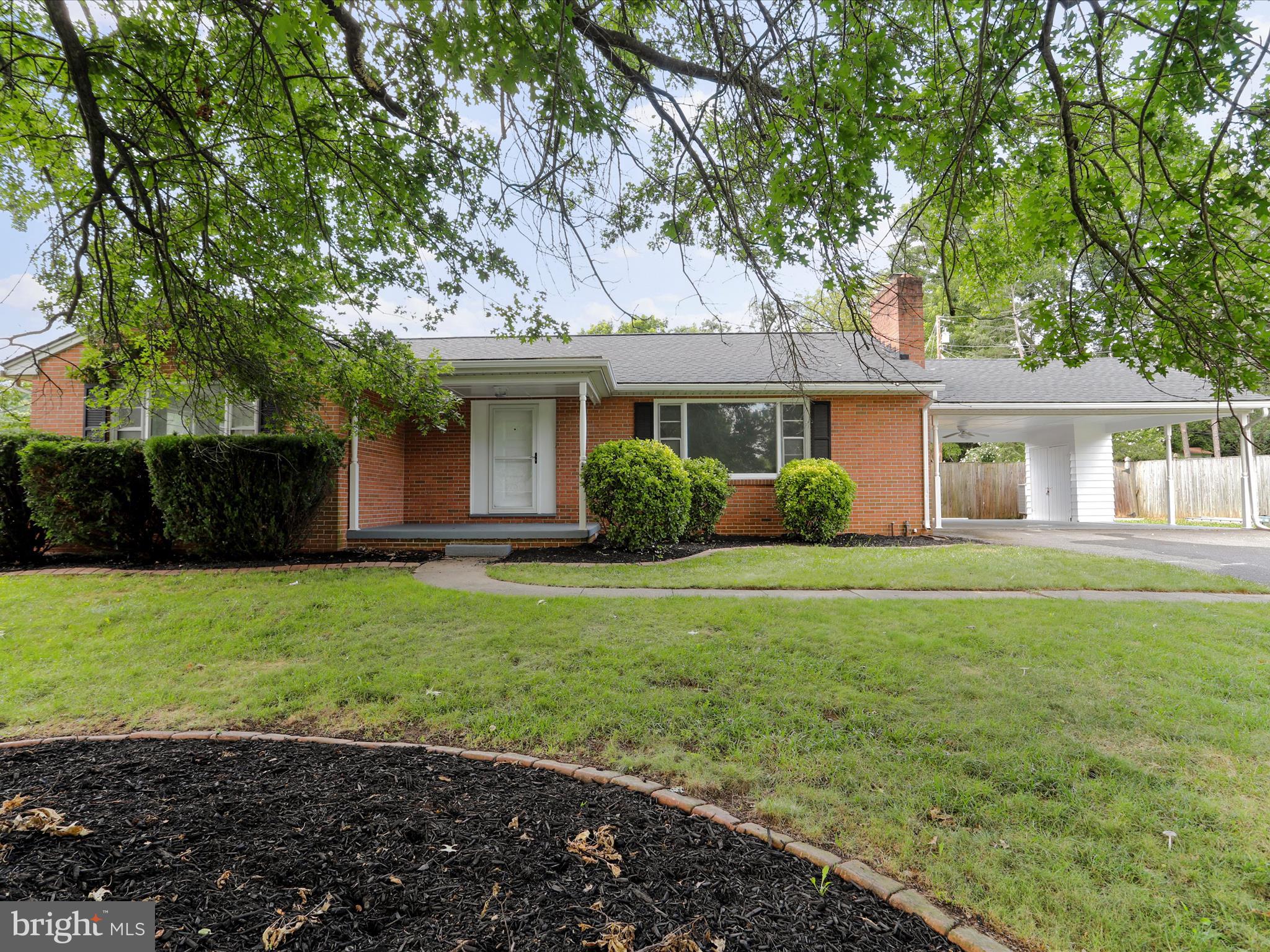 FOUNTAIN HEAD - Residential