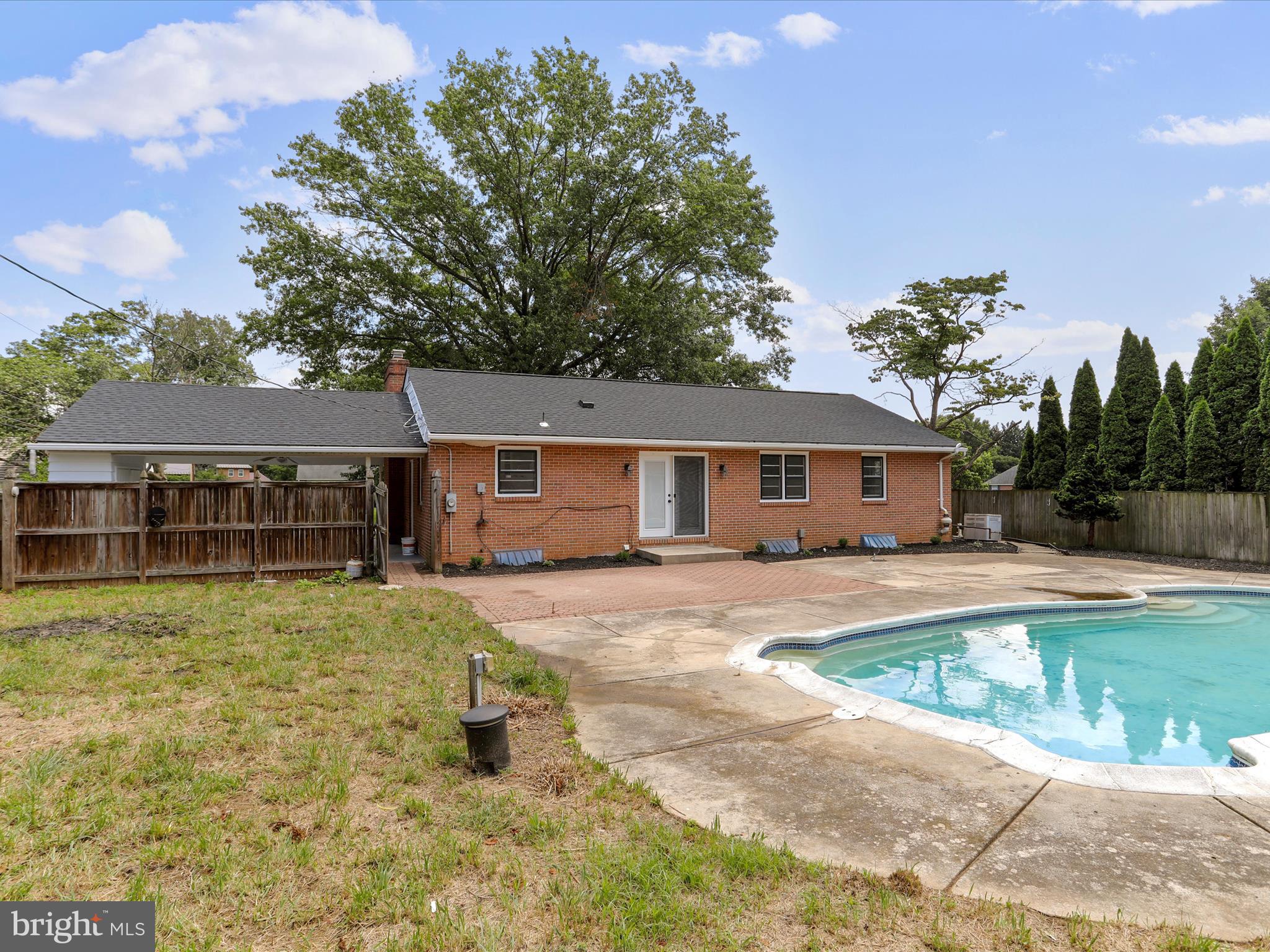 FOUNTAIN HEAD - Residential