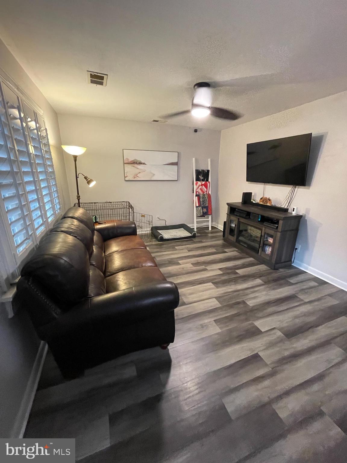 BLUFF POINT - Residential