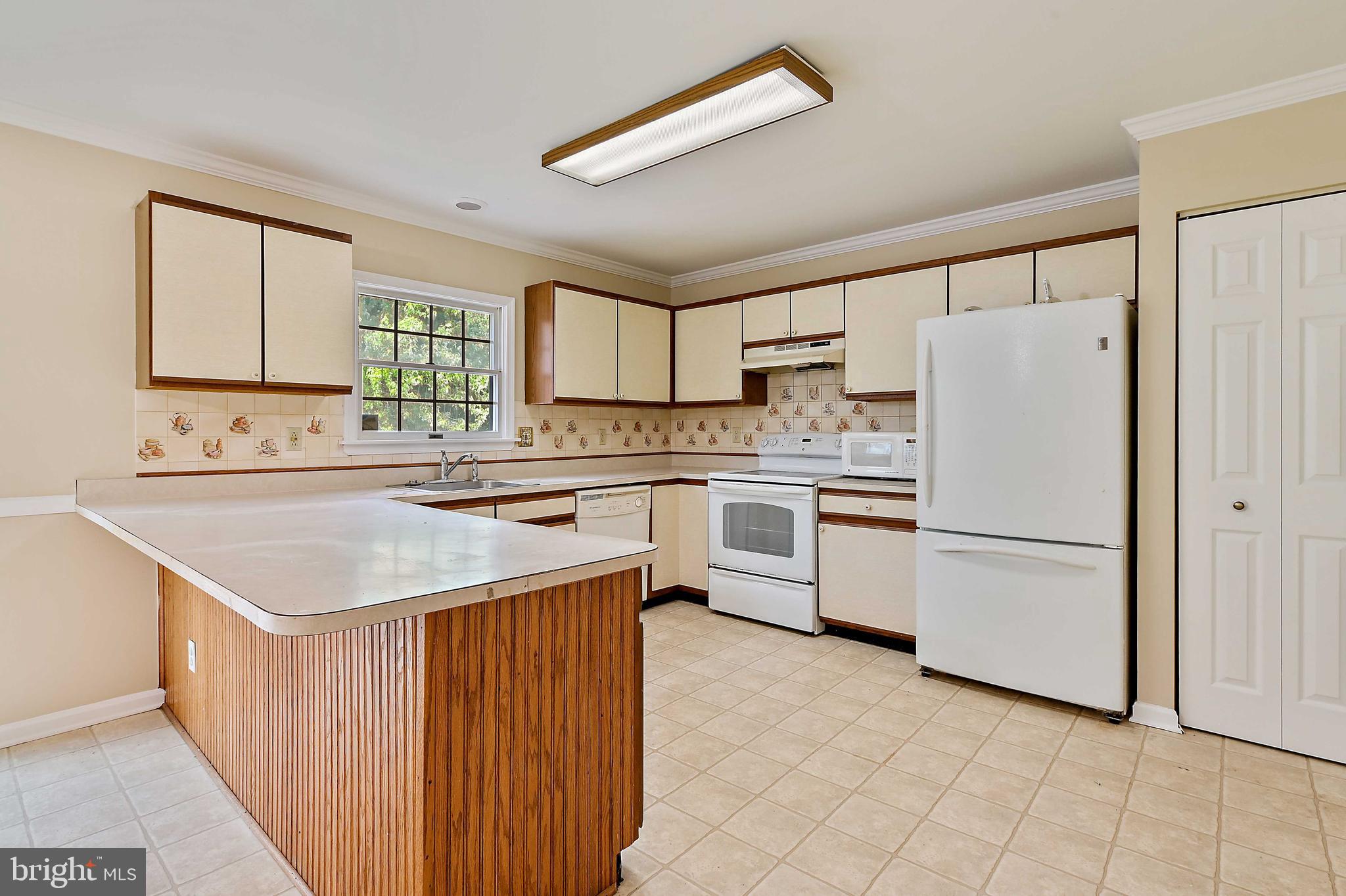 FOXBOROUGH FARMS - Residential