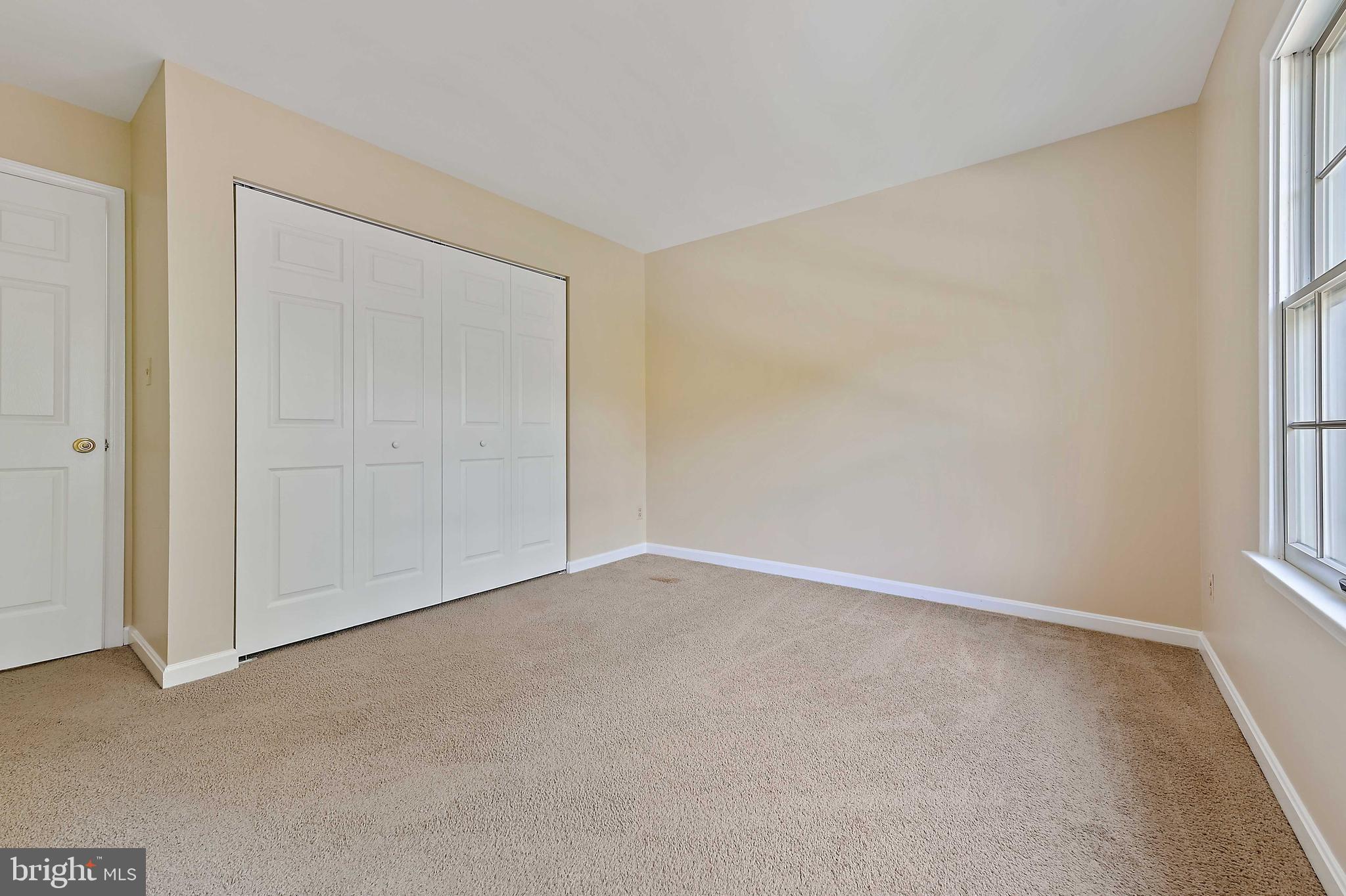 FOXBOROUGH FARMS - Residential