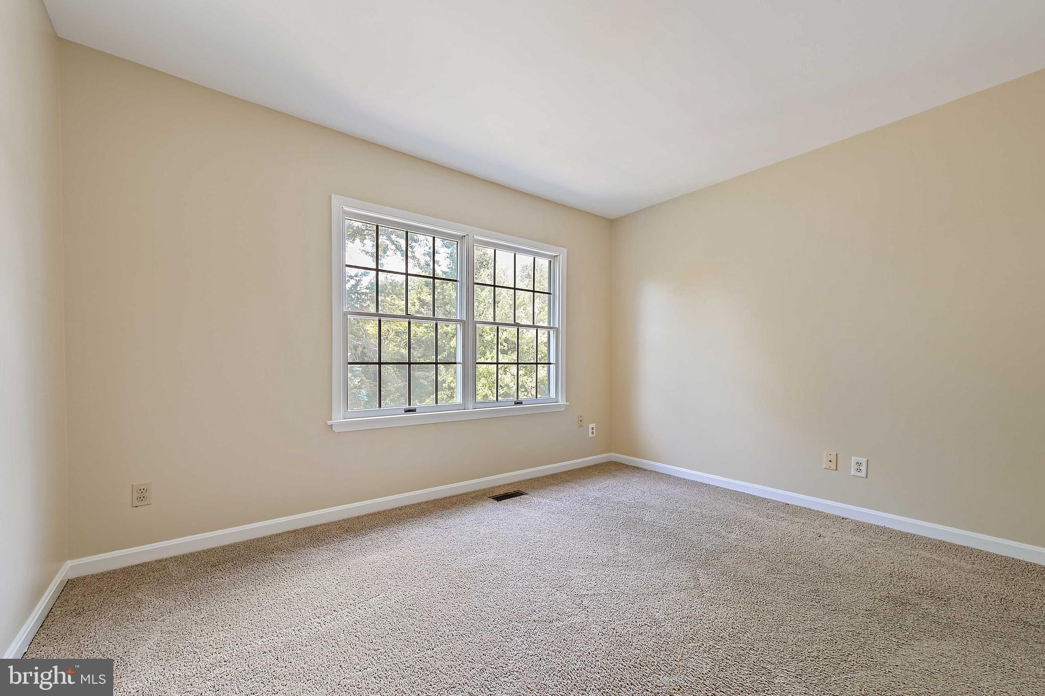 FOXBOROUGH FARMS - Residential