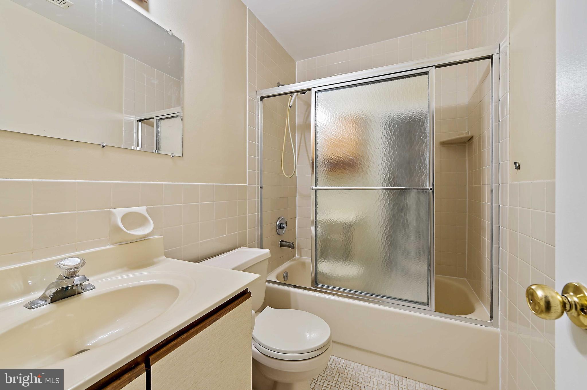 FOXBOROUGH FARMS - Residential