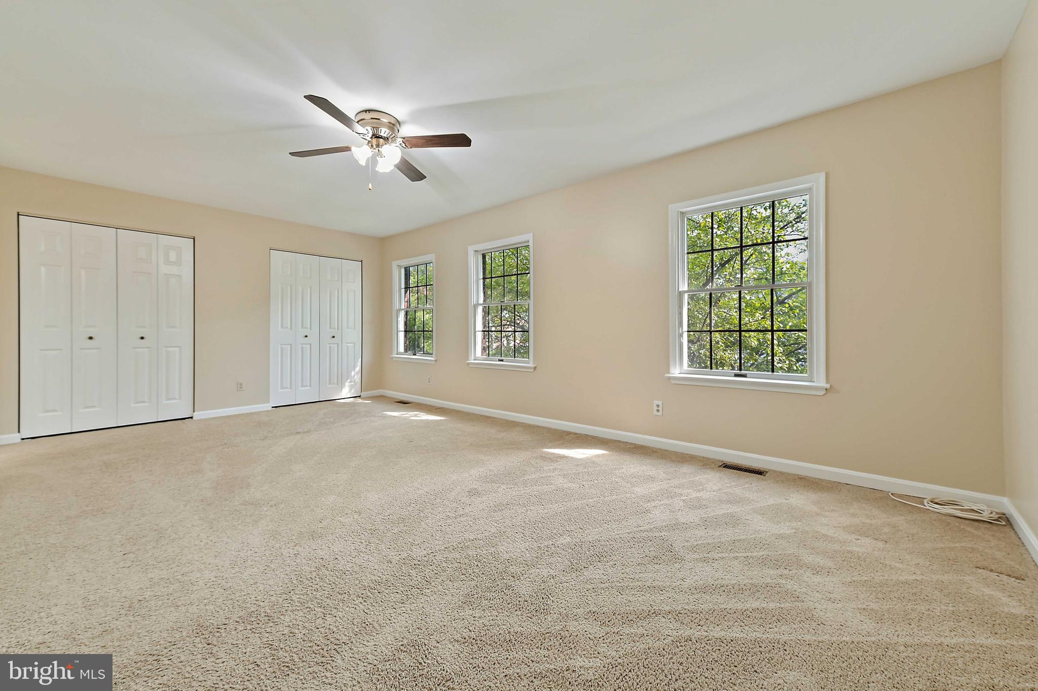 FOXBOROUGH FARMS - Residential