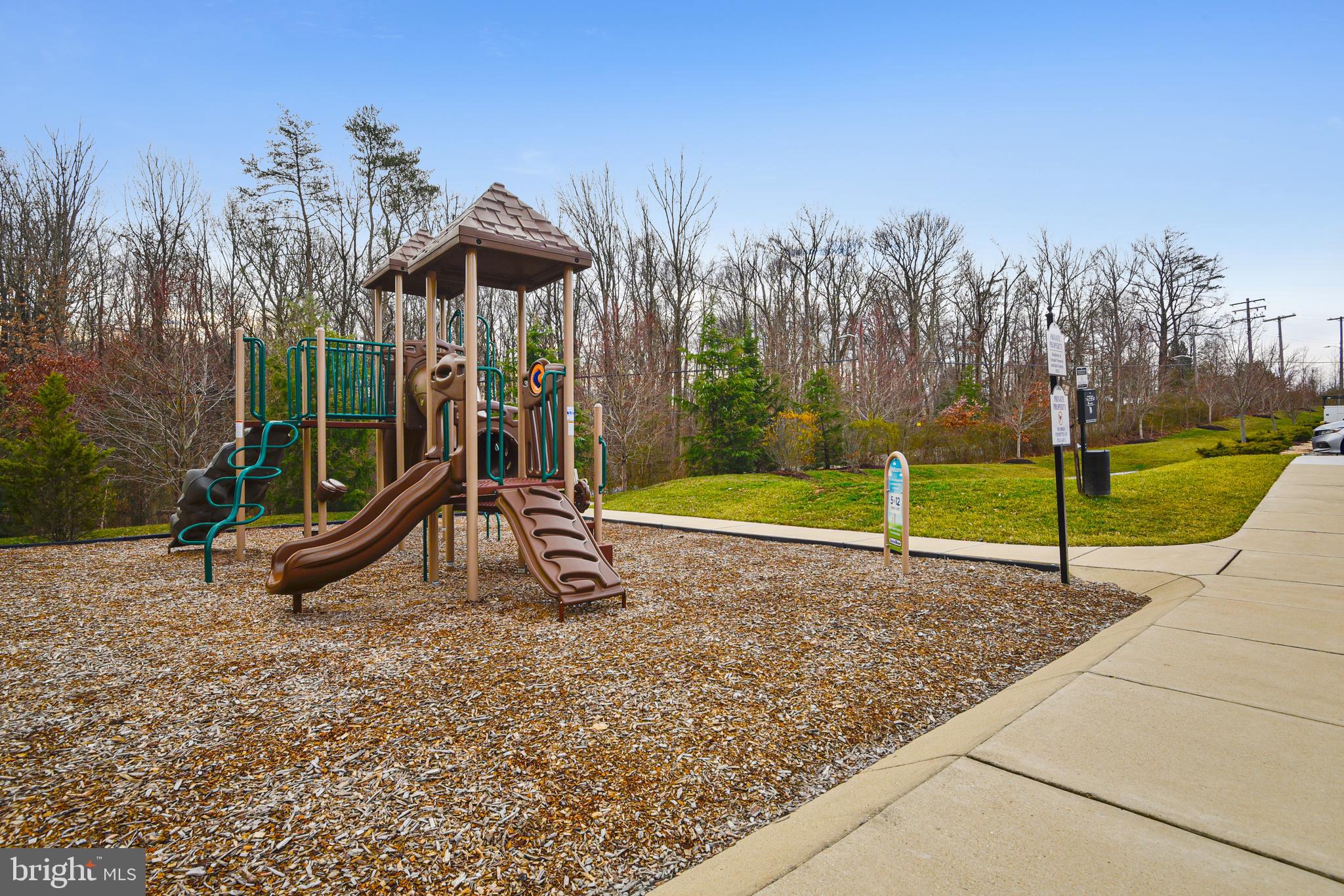 POINTE AT ARUNDEL PRESERVES - Residential