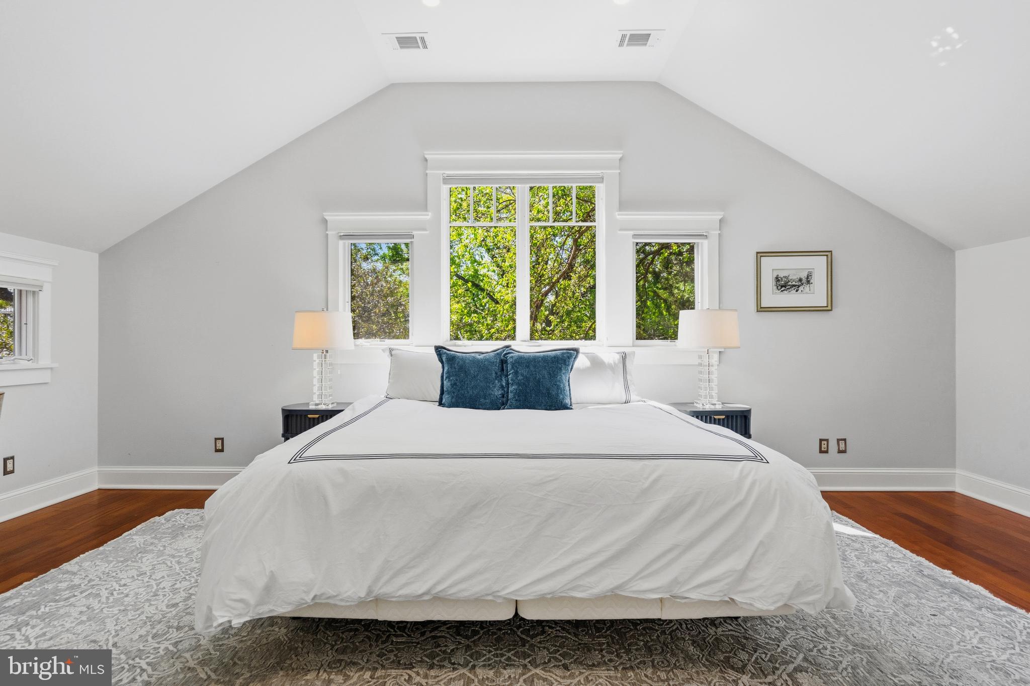 ROSEMONT - Residential