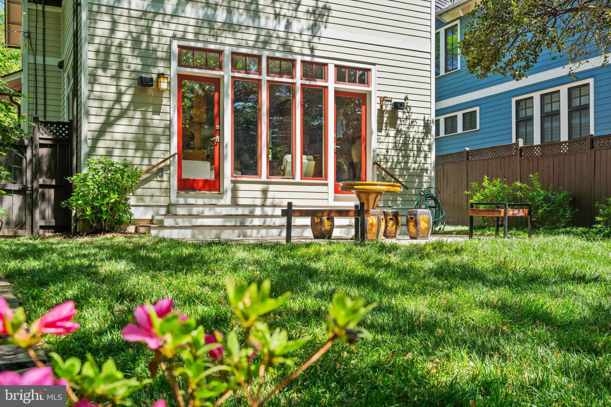 ROSEMONT - Residential